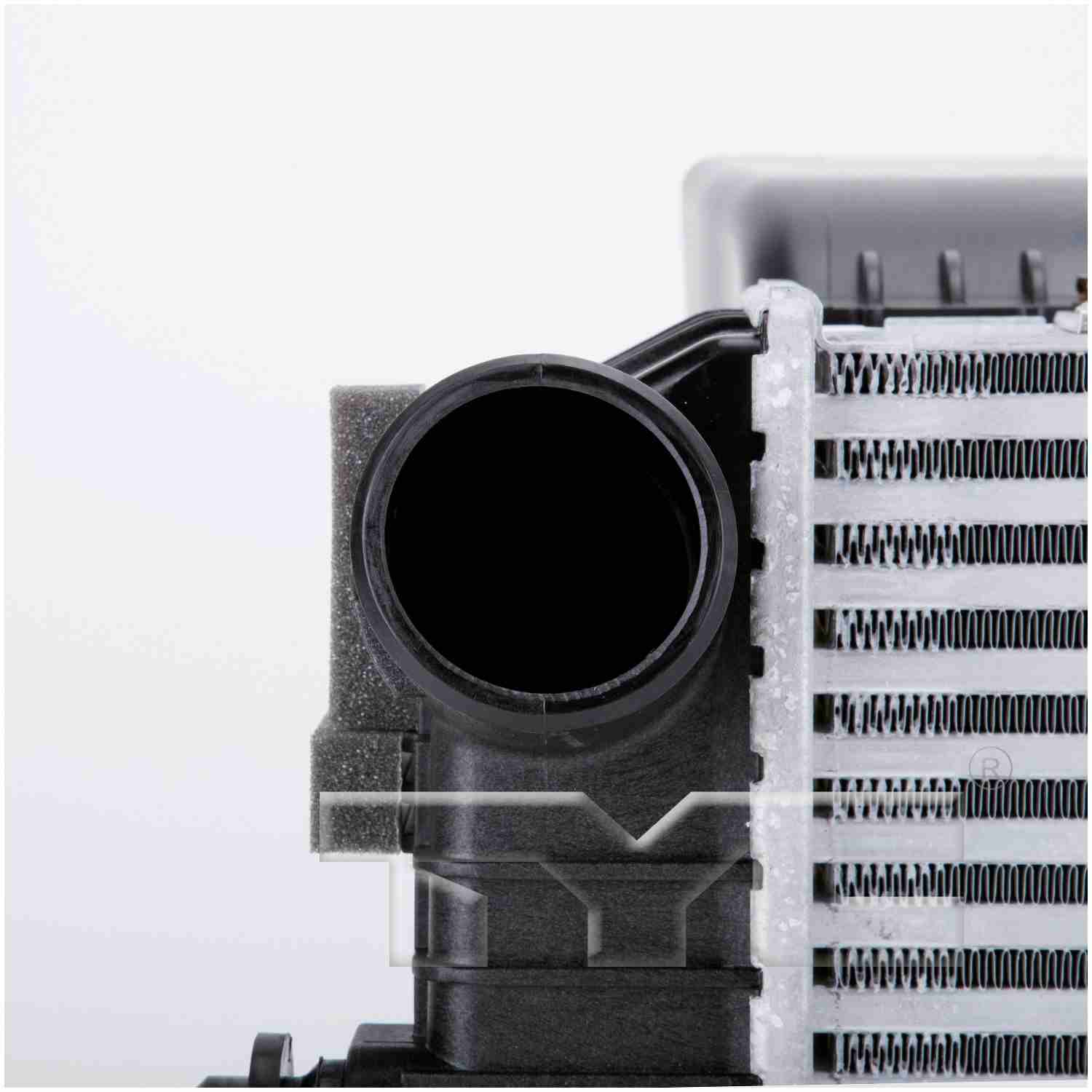 TYC Intercooler 18068