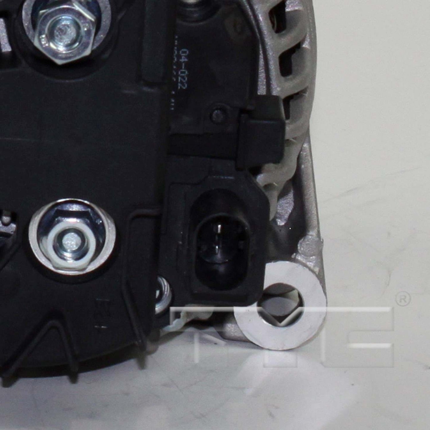 TYC Alternator 2-13884