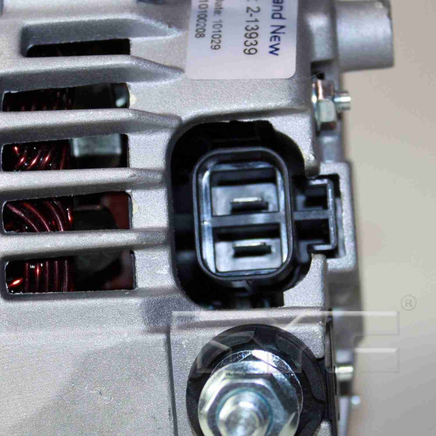 TYC Alternator 2-13939