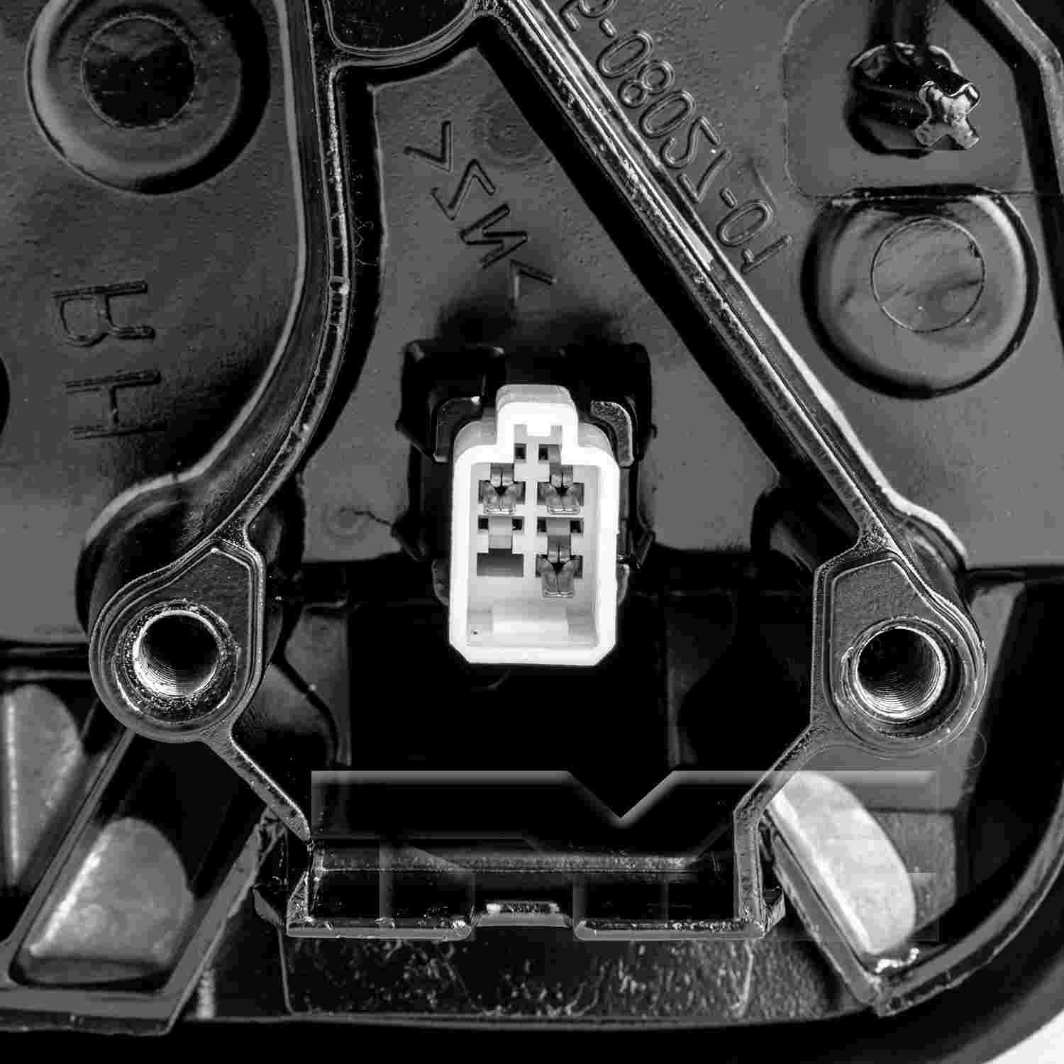 TYC Door Mirror 2180032