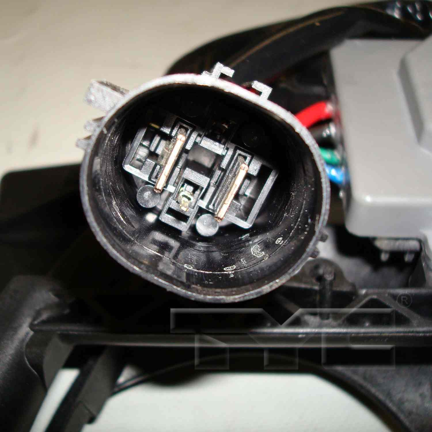 TYC Dual Radiator and Condenser Fan Assembly 622400
