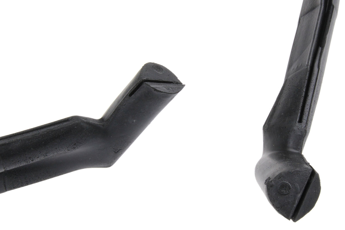 URO Convertible Top Seal 1077790022
