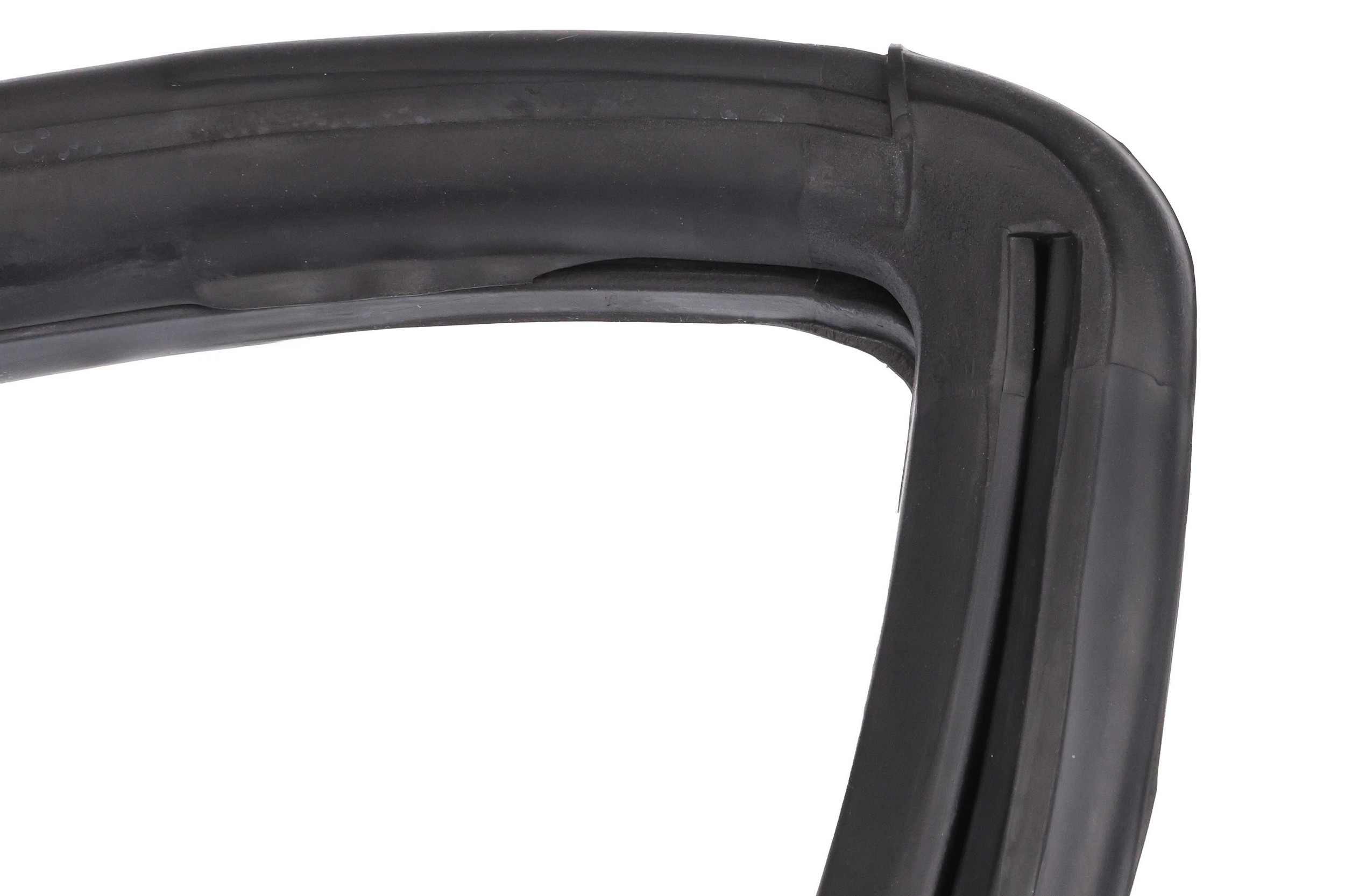 URO Windshield Seal 1086700239