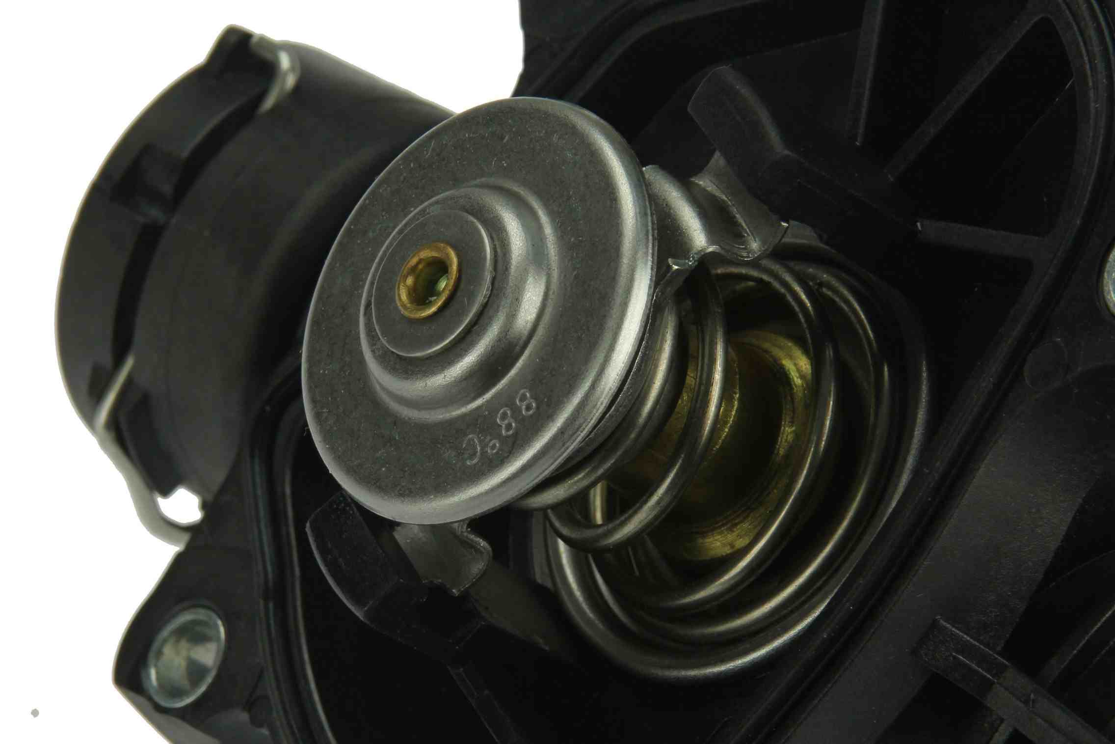URO Engine Coolant Thermostat / Water Inlet Assembly 11517805811