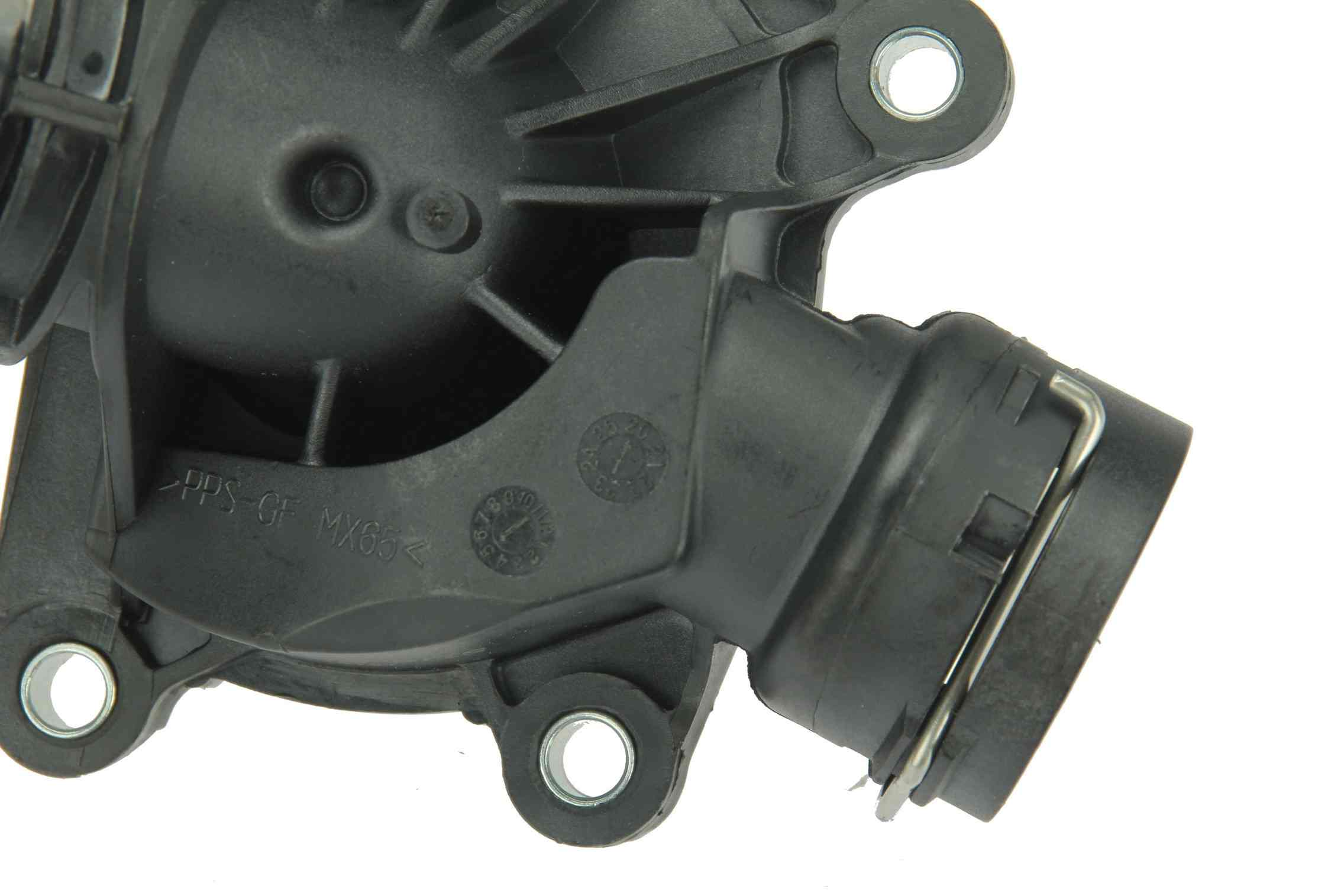 URO Engine Coolant Thermostat / Water Inlet Assembly 11517805811