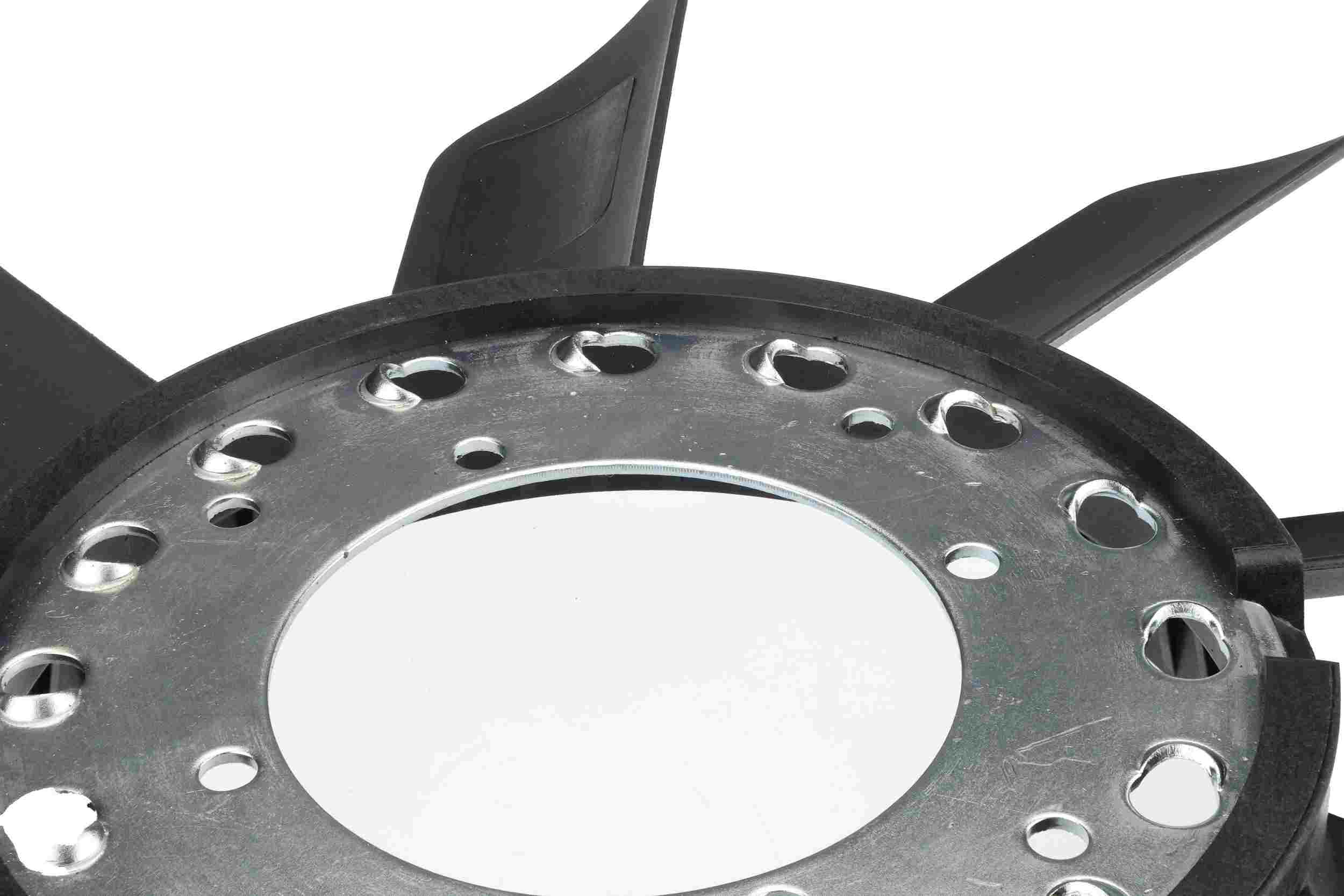 URO Engine Cooling Fan Blade 11521271846