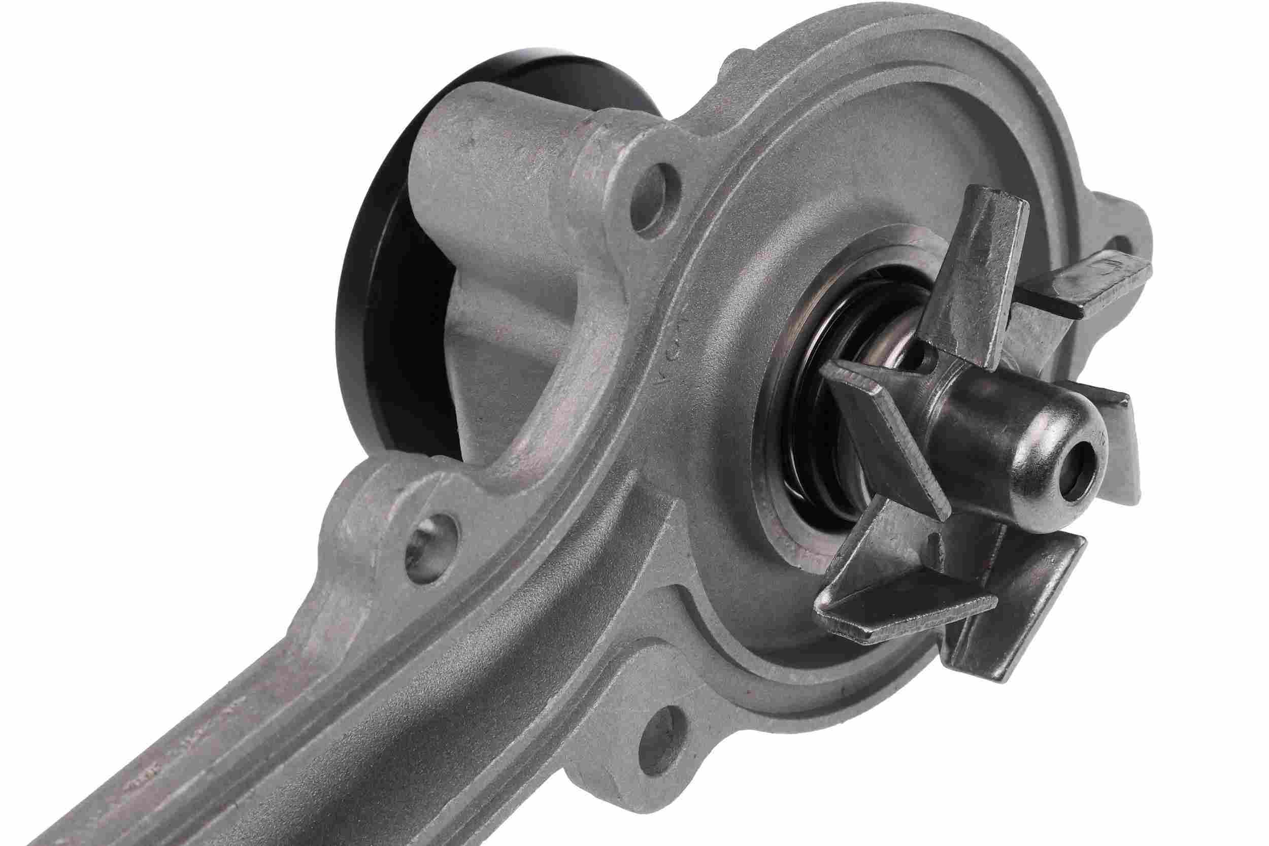 URO Engine Water Pump 1322000201