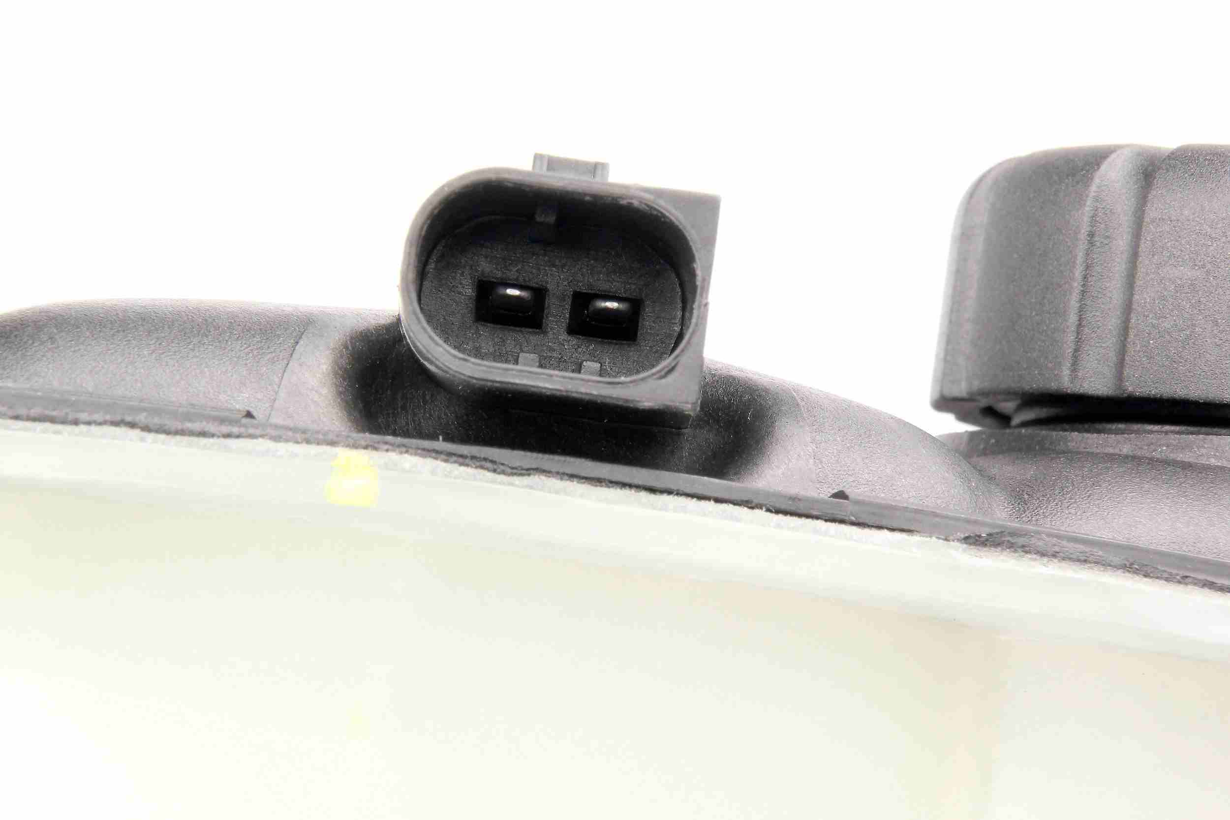 URO Engine Coolant Reservoir 1645000049