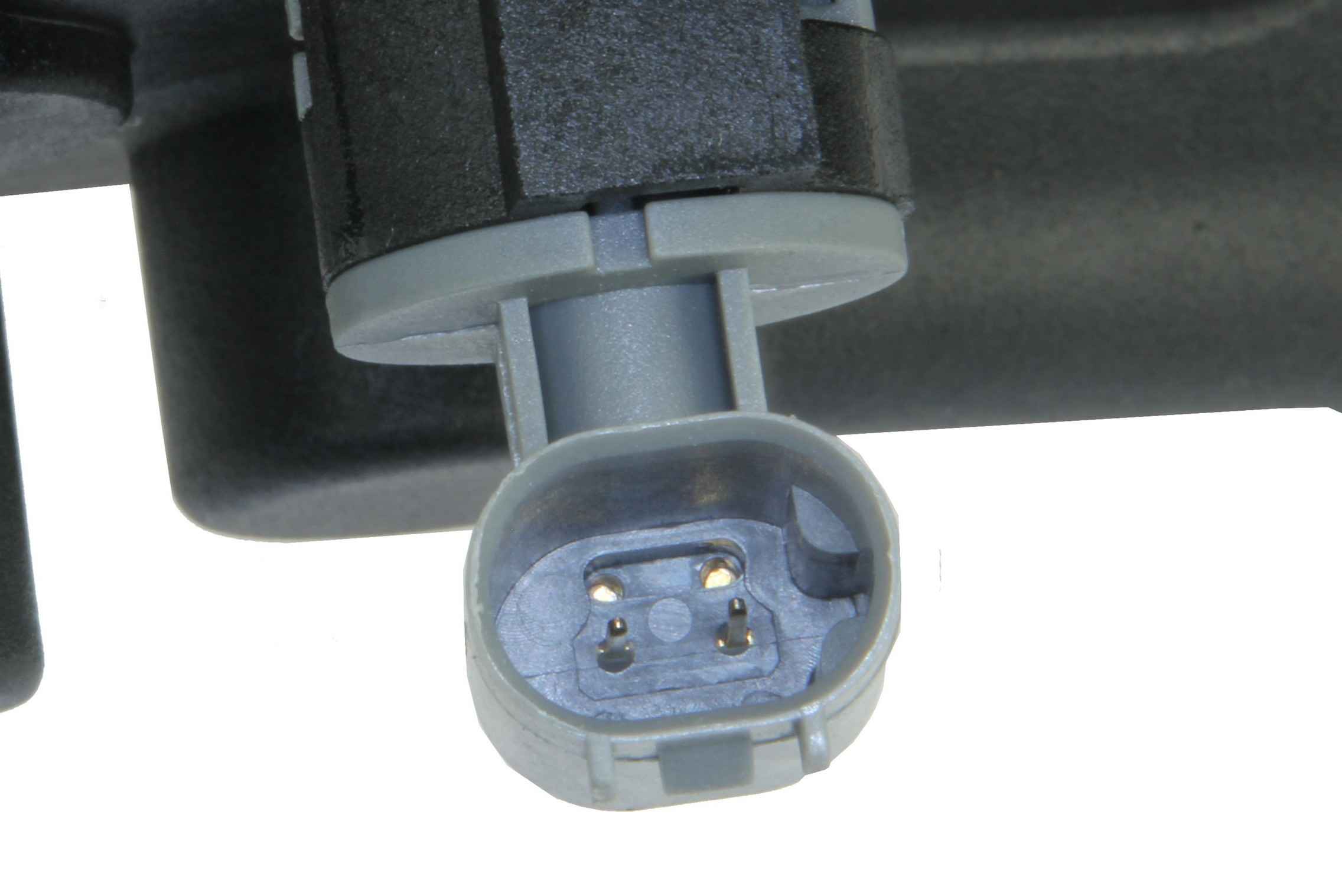 URO Engine Coolant Reservoir 17137501959