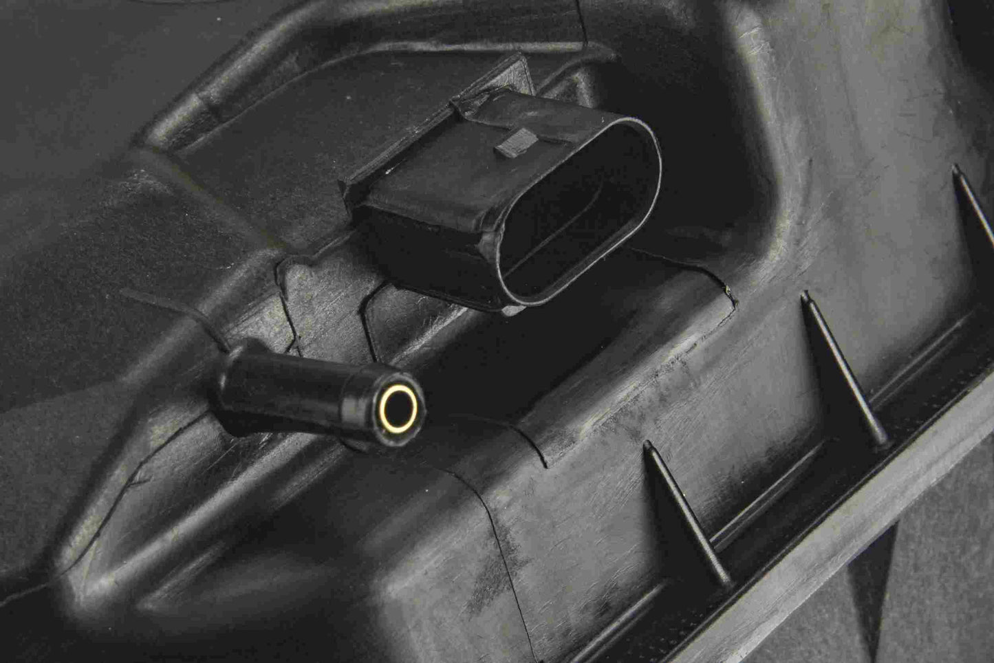 URO Engine Coolant Reservoir 420121403