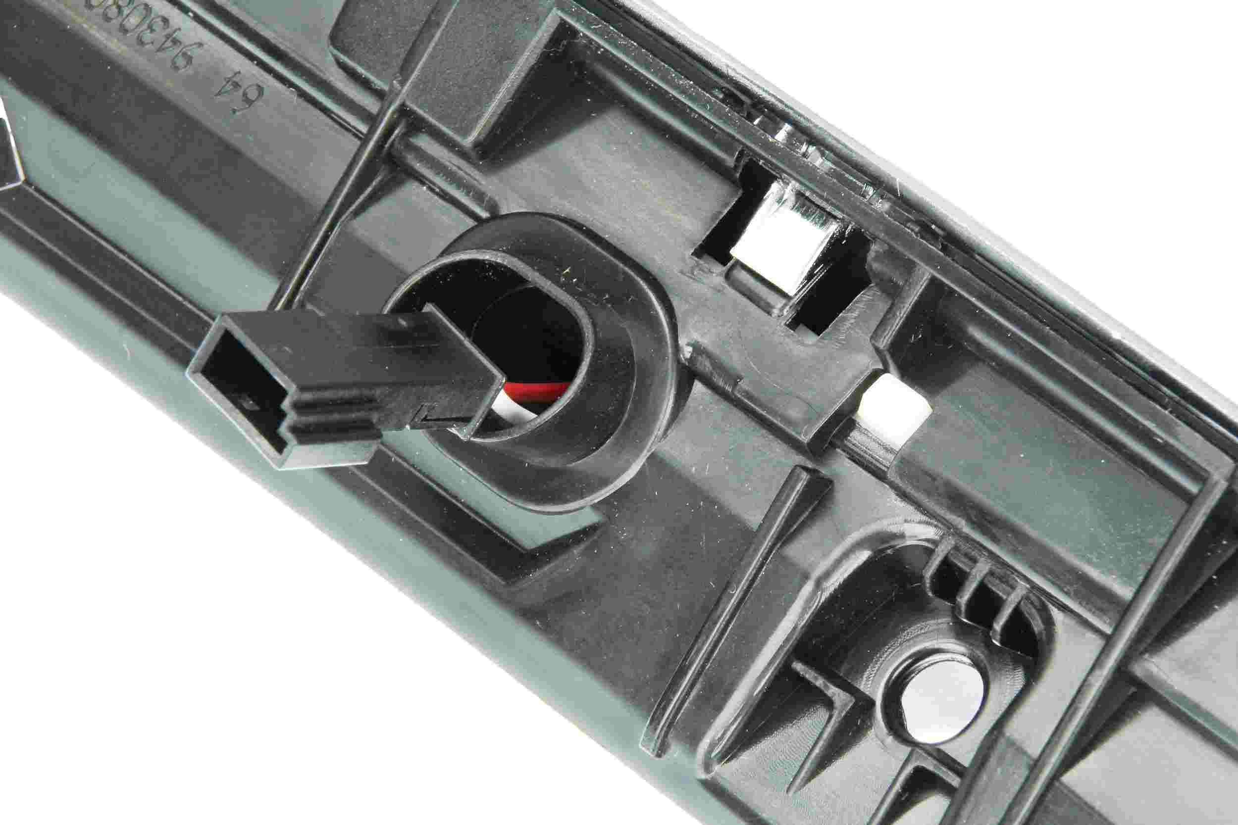 URO Hatch Handle 51132753603