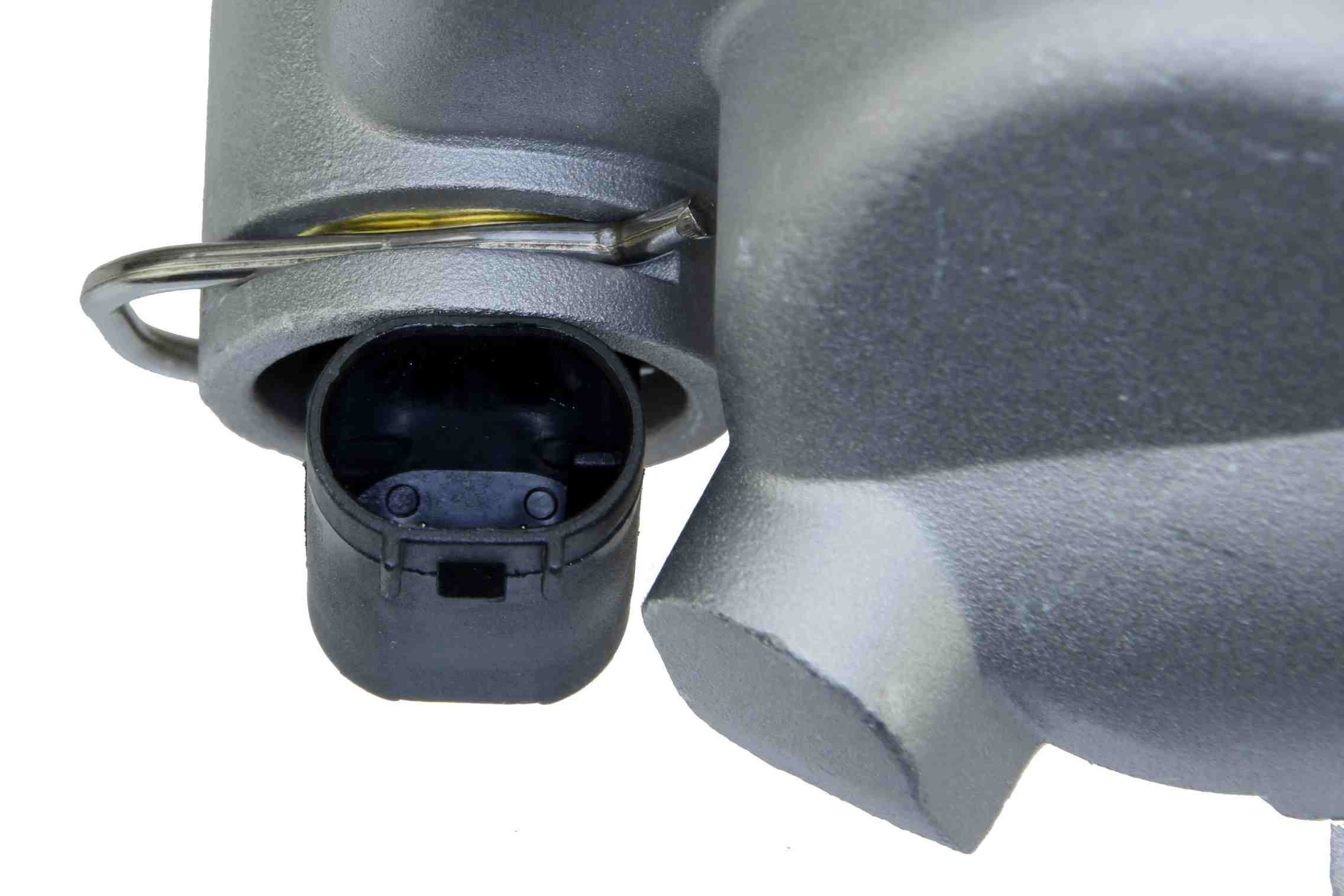 URO Engine Coolant Thermostat / Water Inlet Assembly 6462000015
