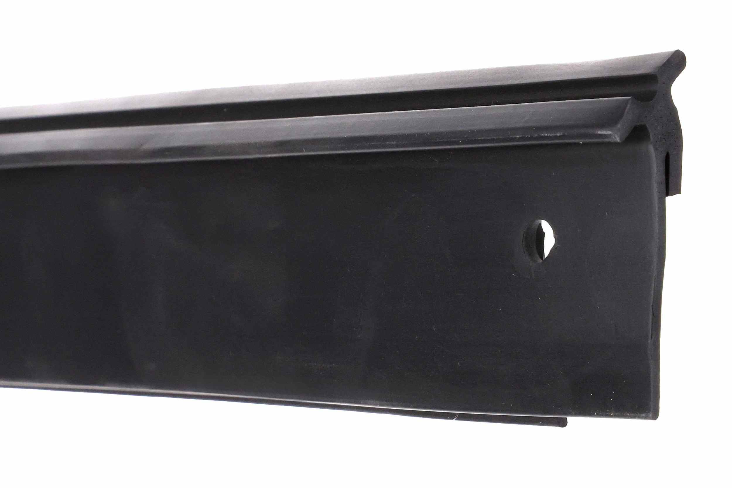URO Engine Compartment Seal 91150411502