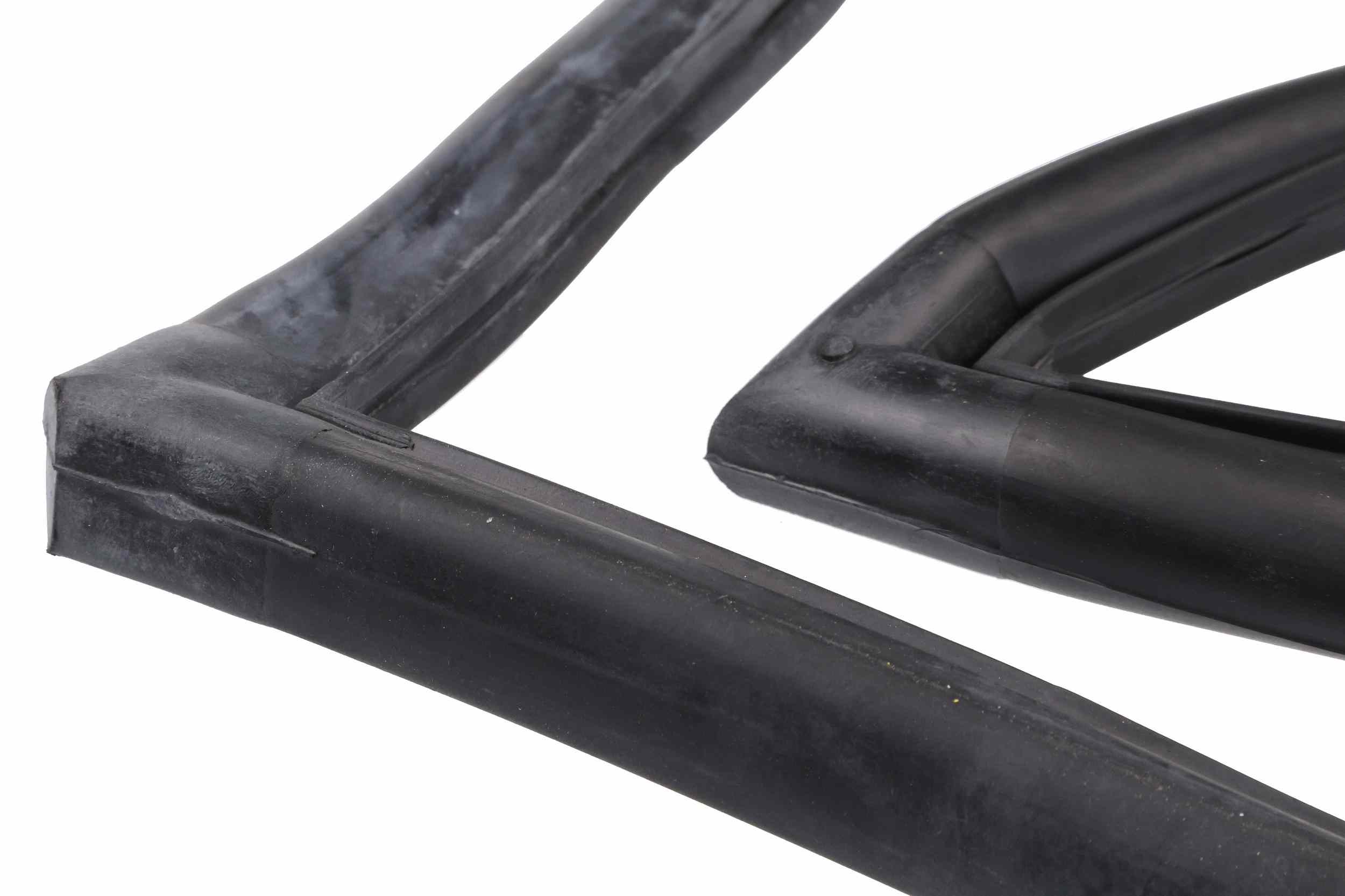 URO Door Seal BEC20214
