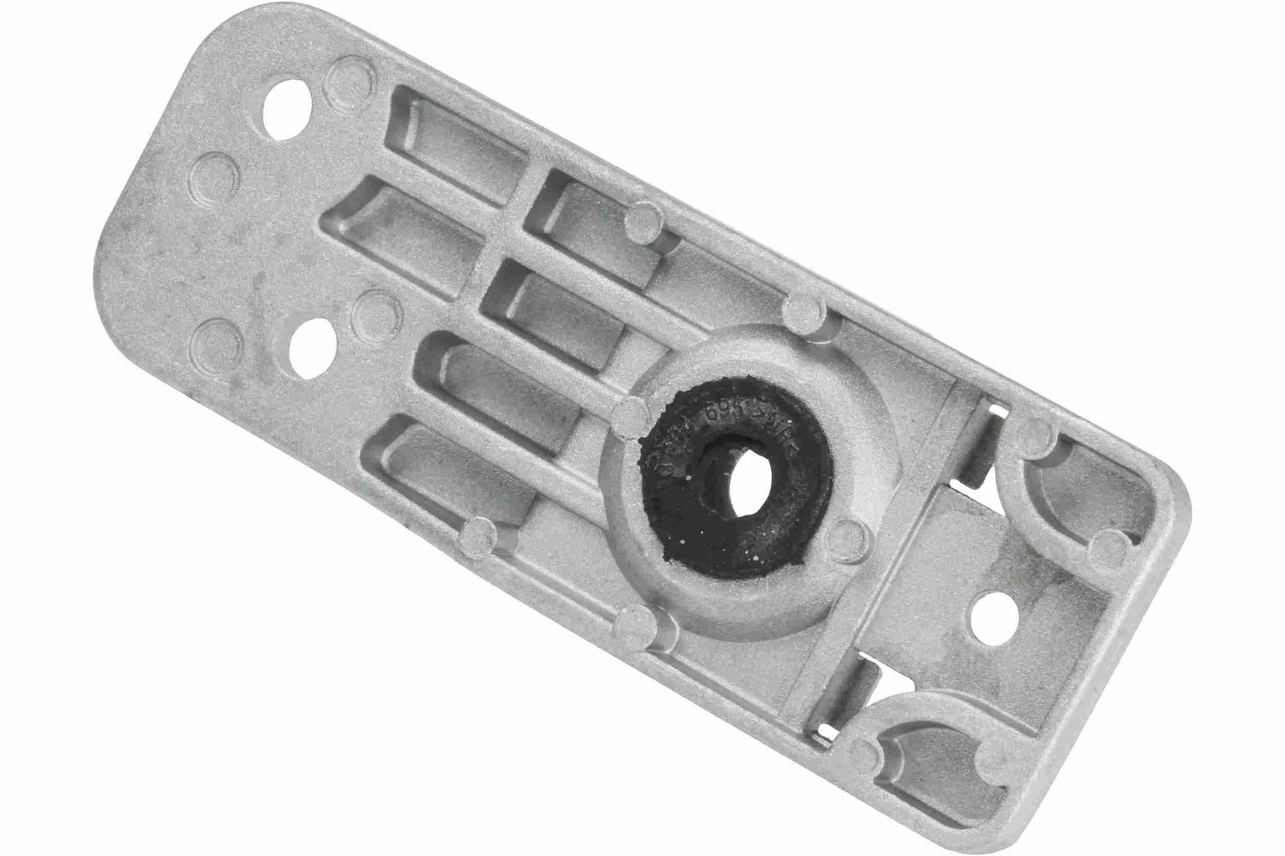 Autotecnica Radiator Mount Bracket GM0716057