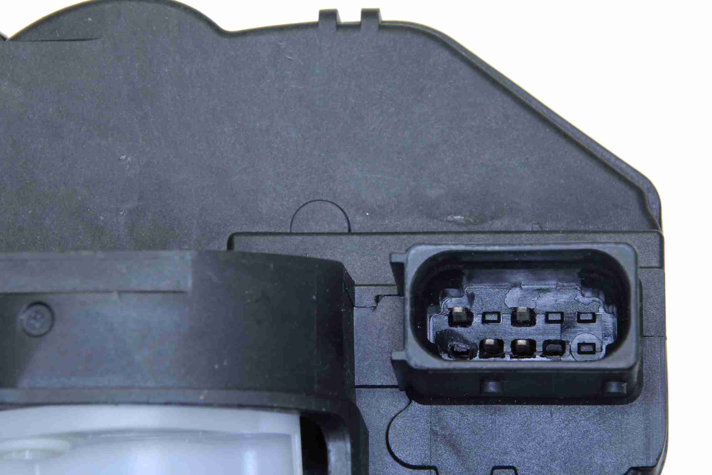 Autotecnica Door Lock Actuator GM0816441