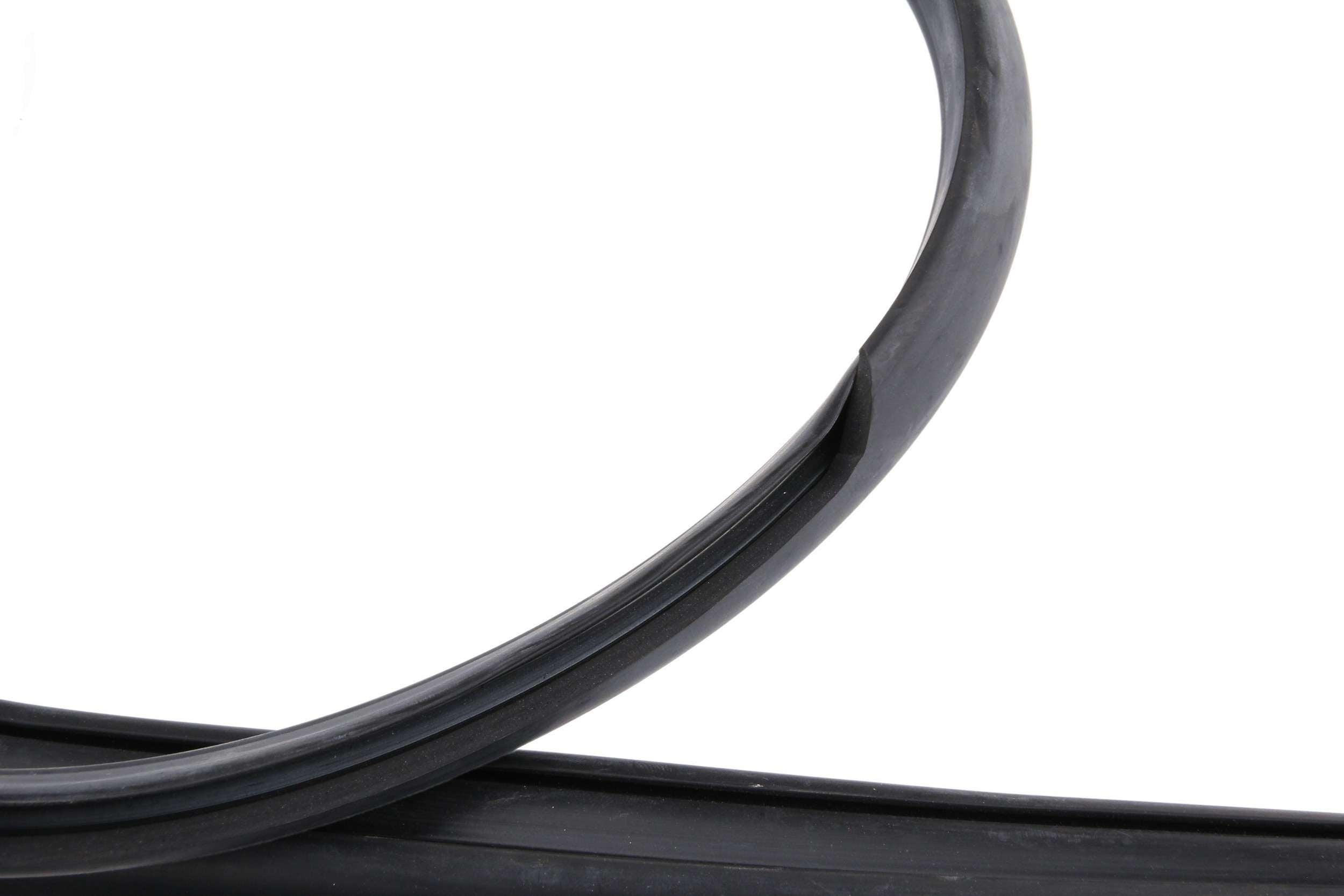 URO Windshield Seal GMB8865AC