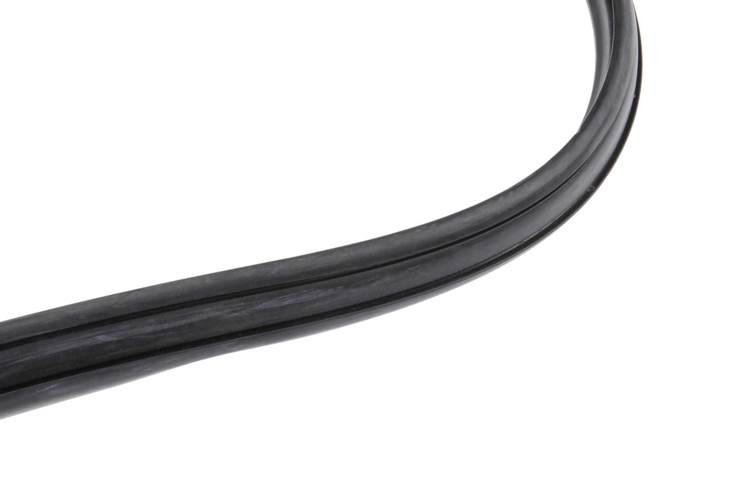 URO Windshield Seal GMB8865AC