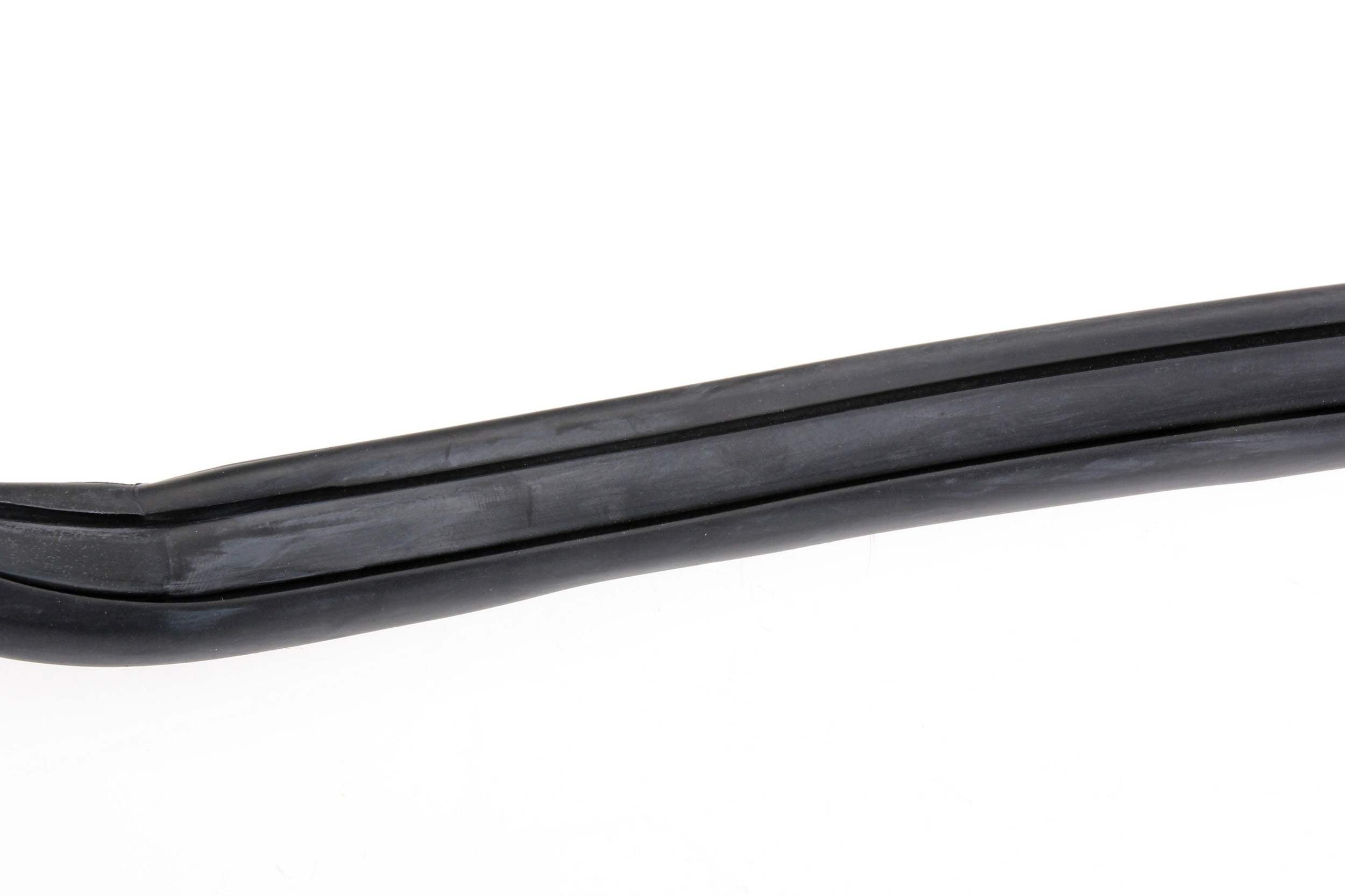 URO Windshield Seal GMB8865AC