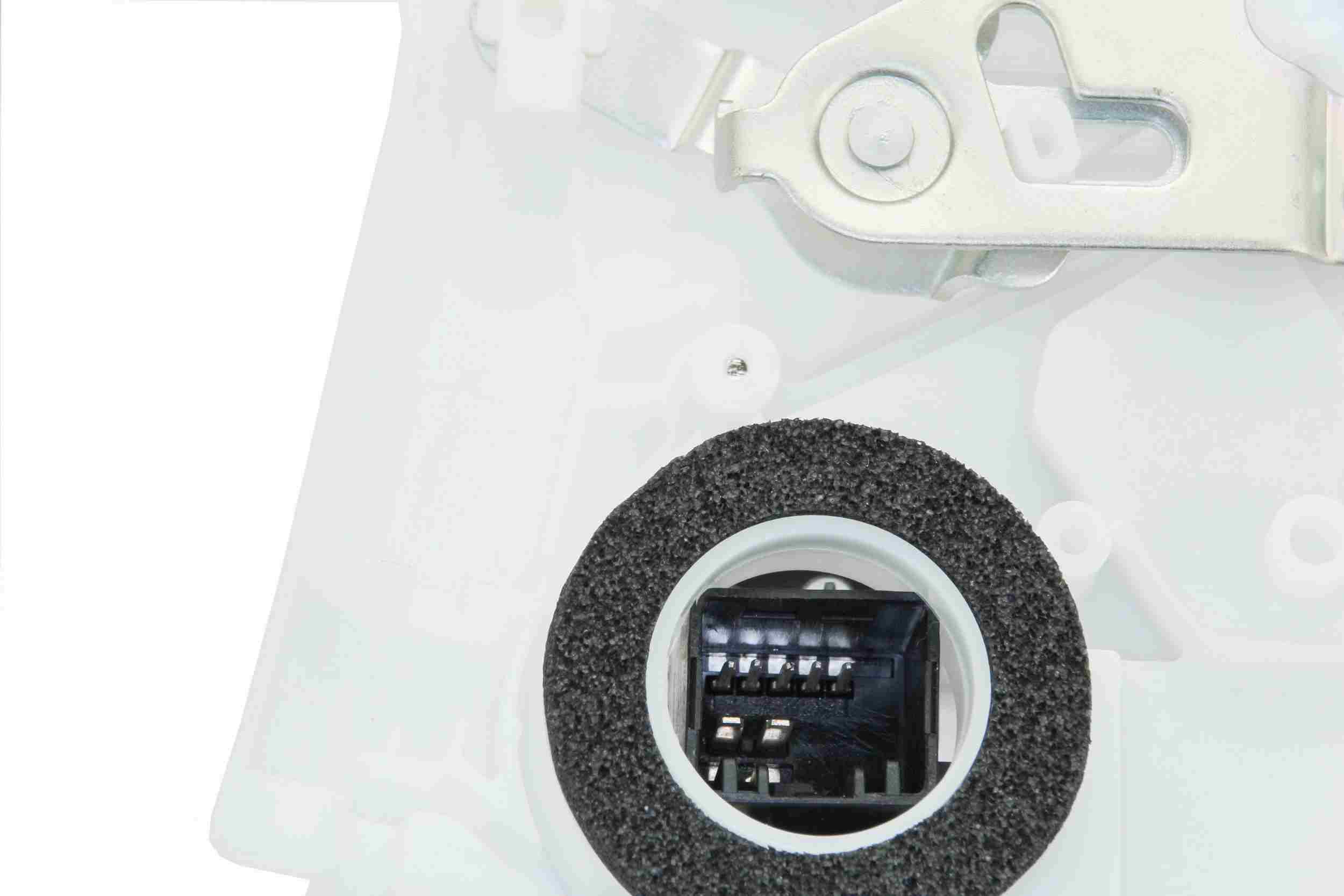 Autotecnica Door Lock Actuator HA0816514