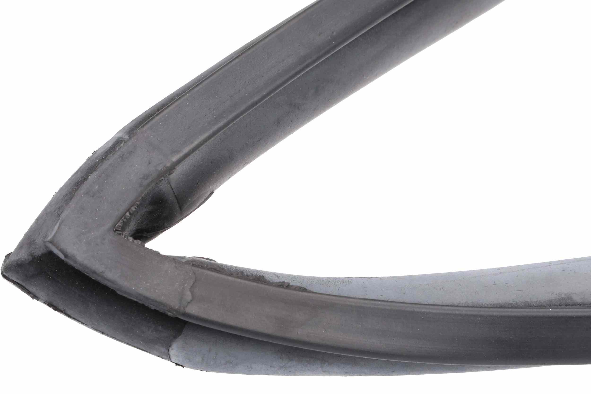 URO Door Seal HHE5301AA