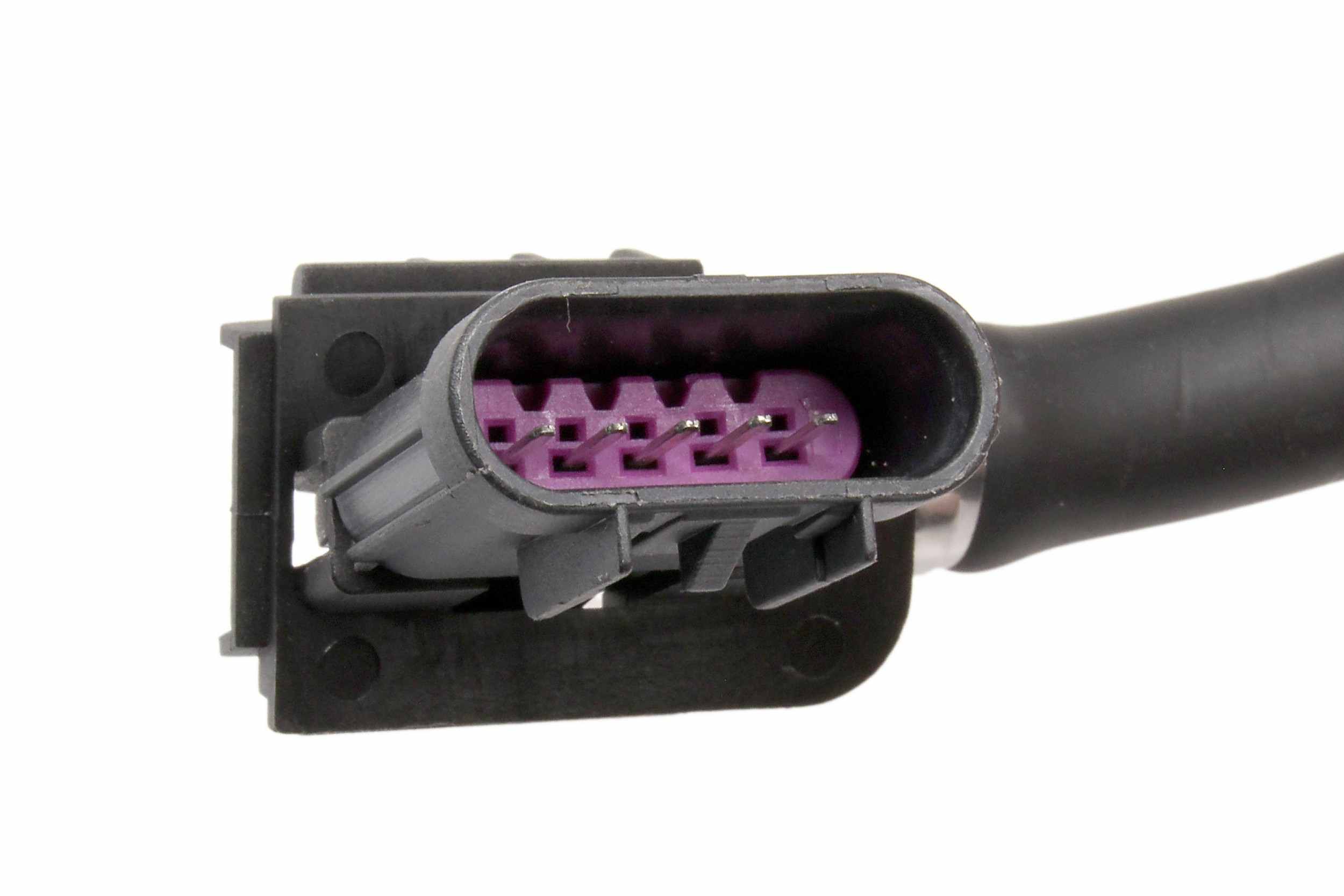 URO Auxiliary Engine Cooling Fan Assembly LR012644