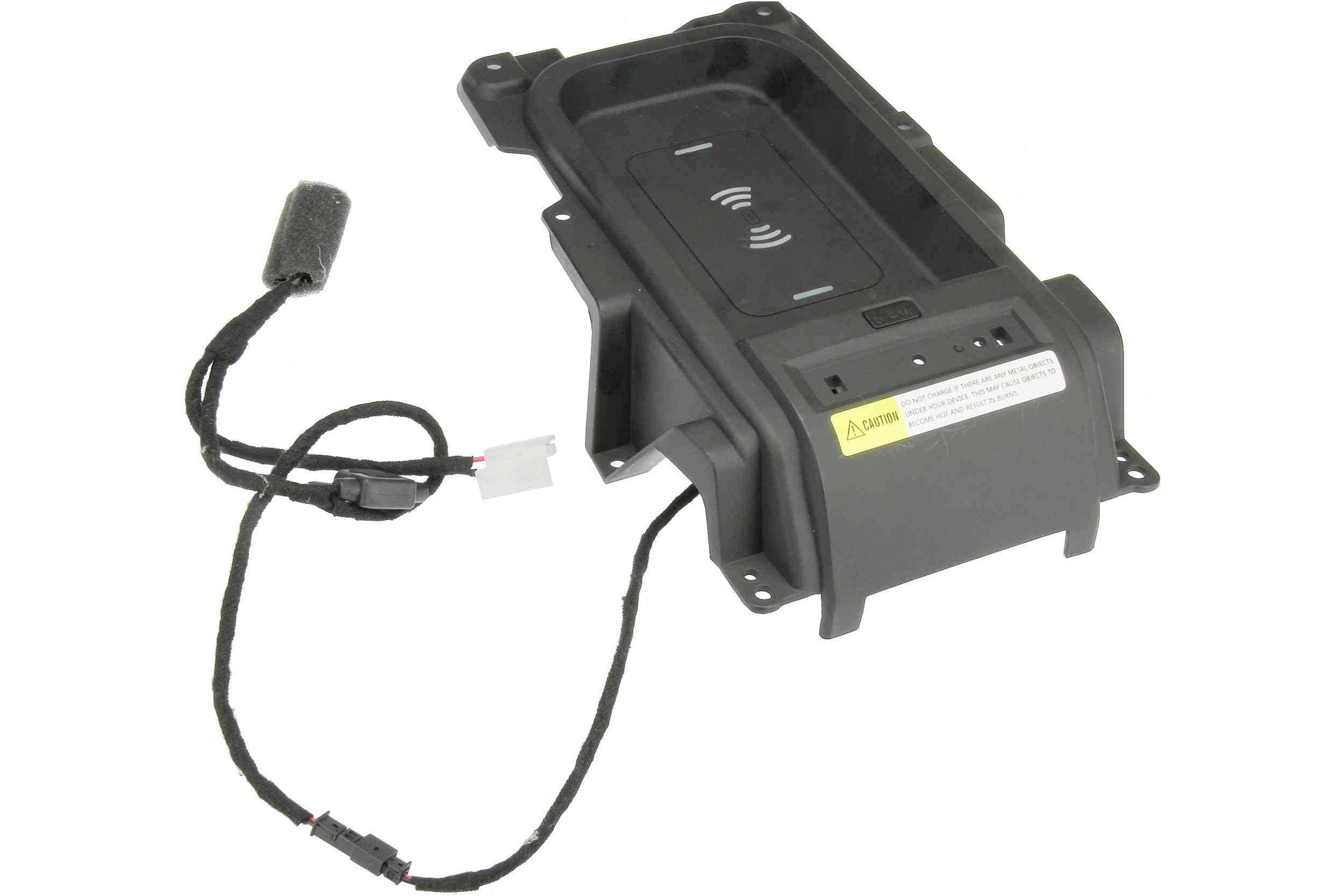 Autotecnica Wireless Device Charging System Module TY0817220