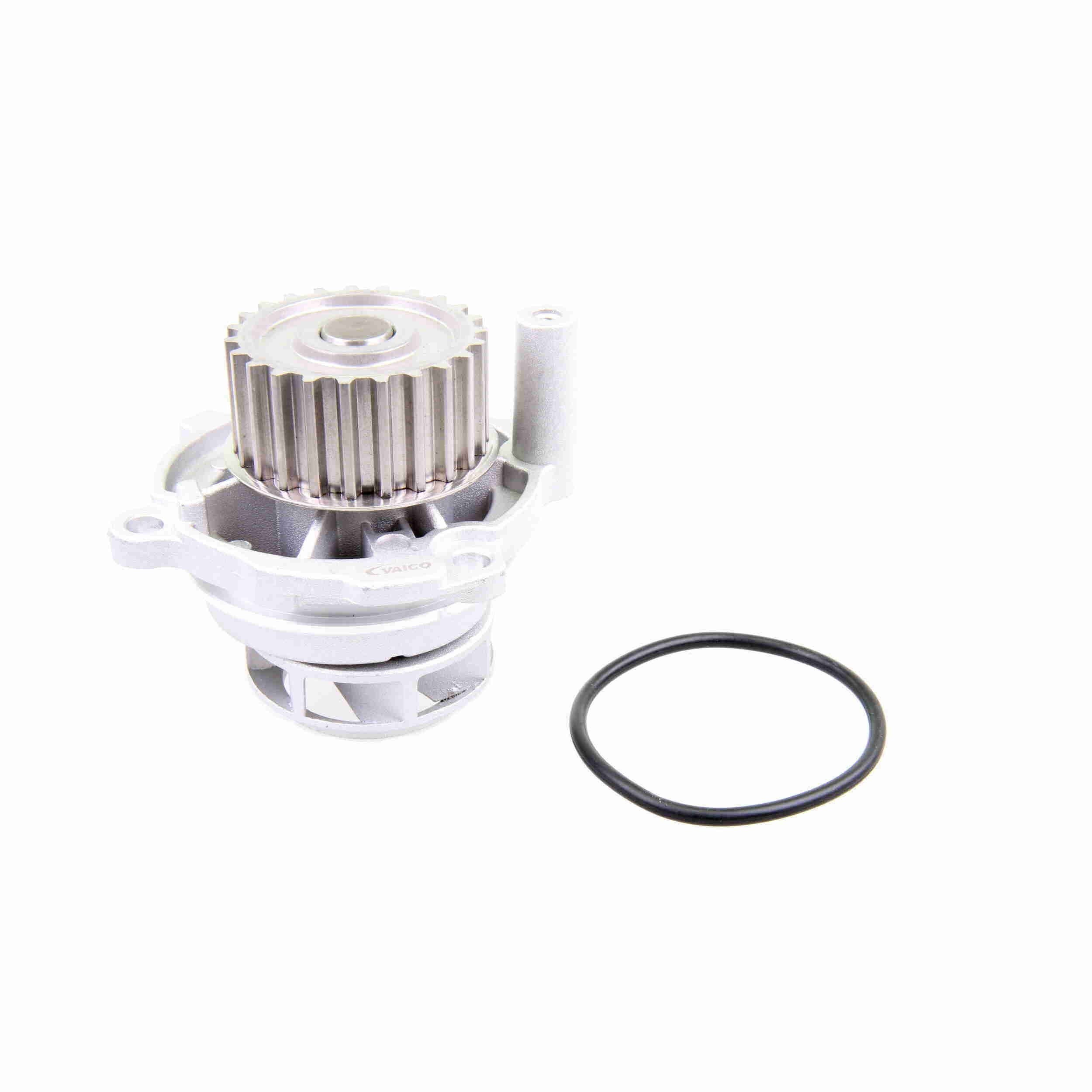 VAICO Engine Water Pump V10-50011