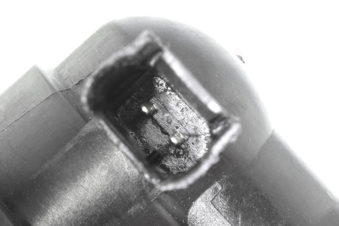 VAICO Engine Crankcase Breather Hose V20-2601