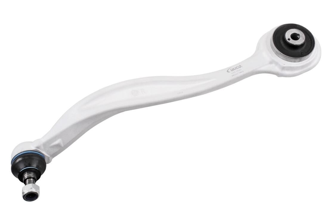Vaico Suspension Control Arm