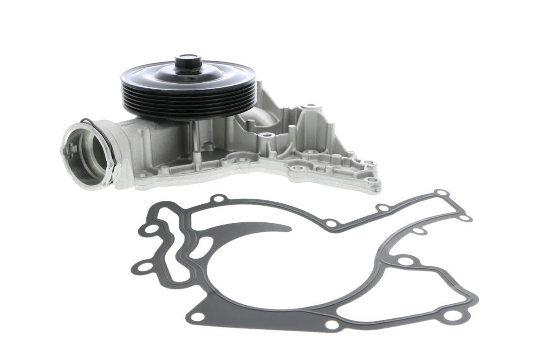 VAICO Engine Water Pump V30-50070
