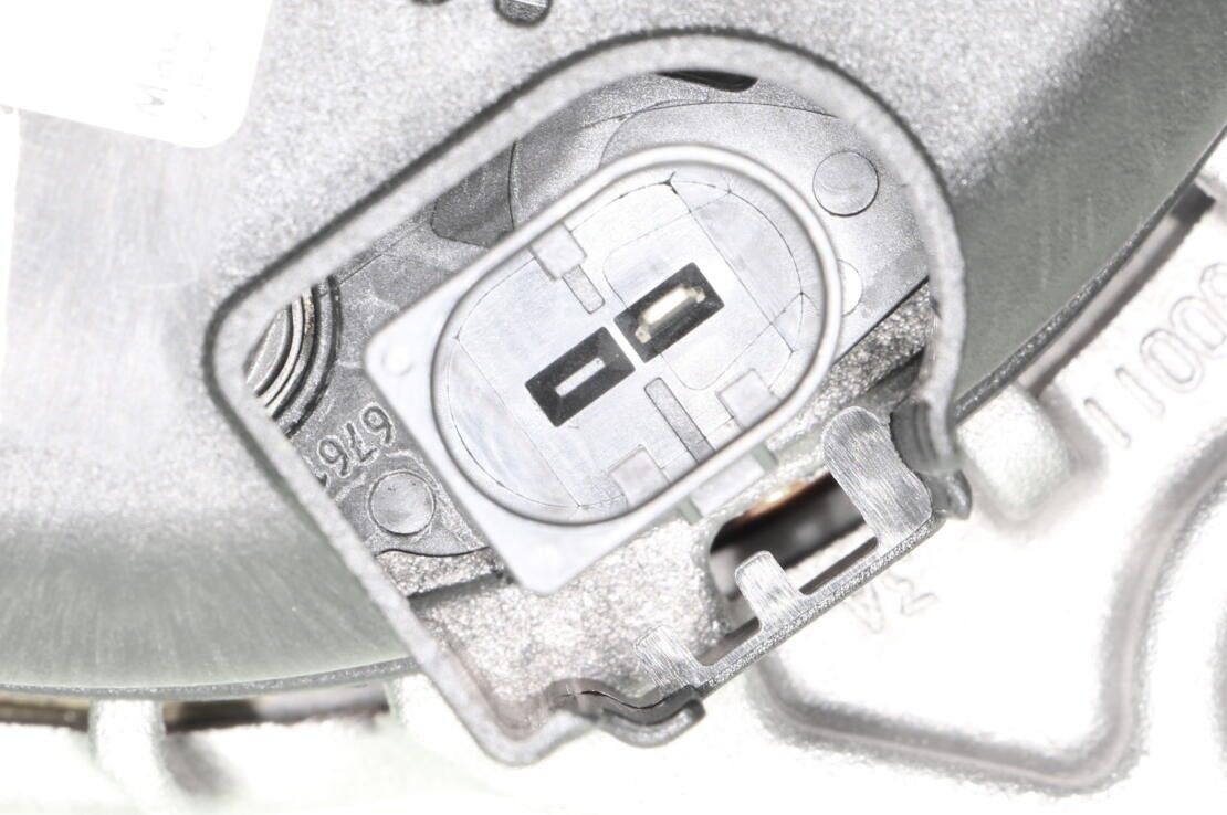 VEMO Alternator V10-13-50032