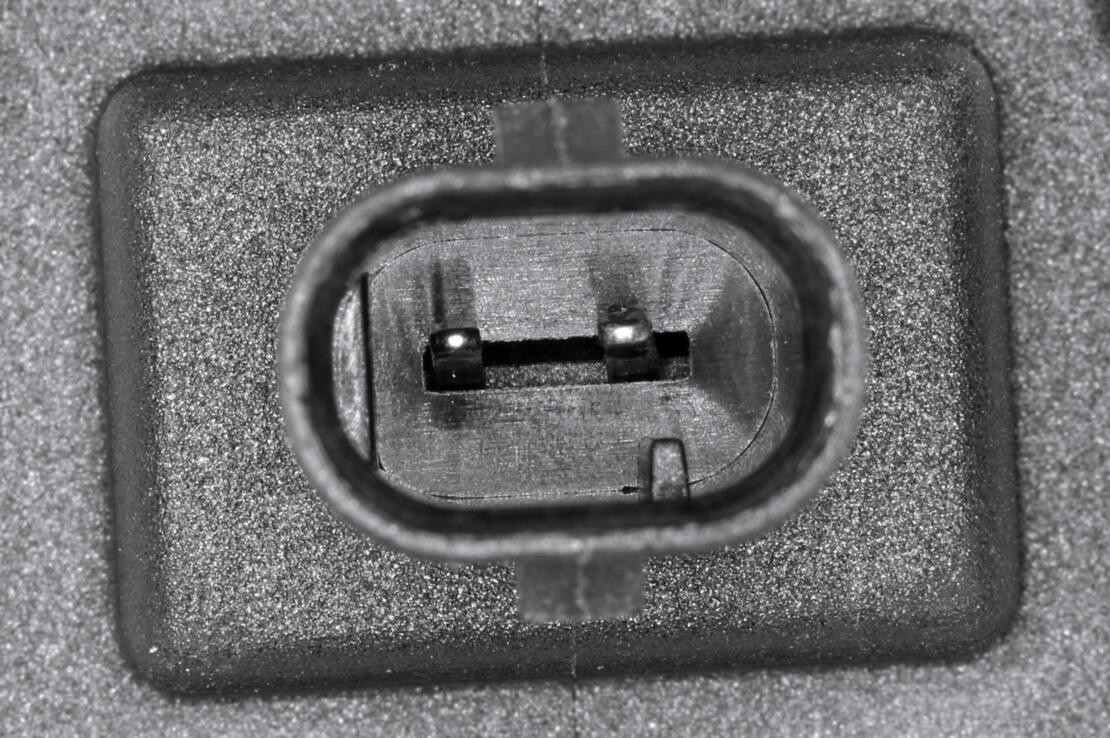 VEMO Diesel Exhaust Fluid (DEF) Heater V10-68-0003