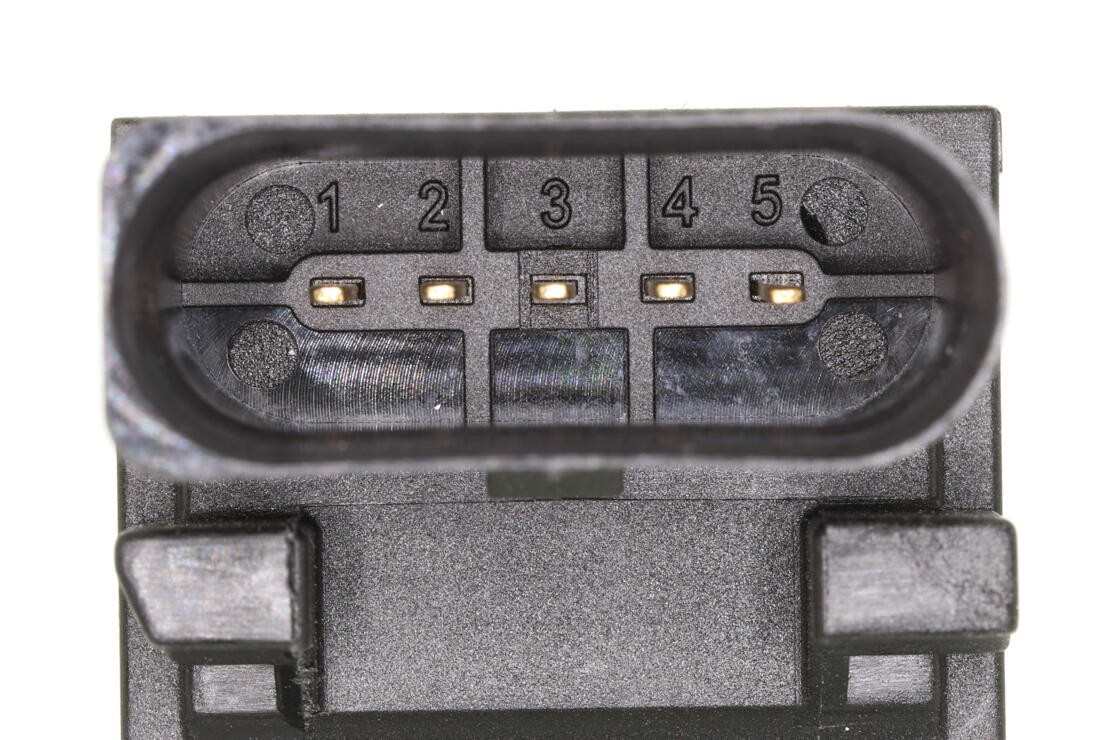 VEMO Clutch Starter Safety Switch V10-73-0490