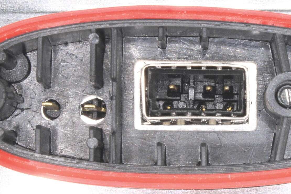 VEMO Lighting Control Module V10-73-0495