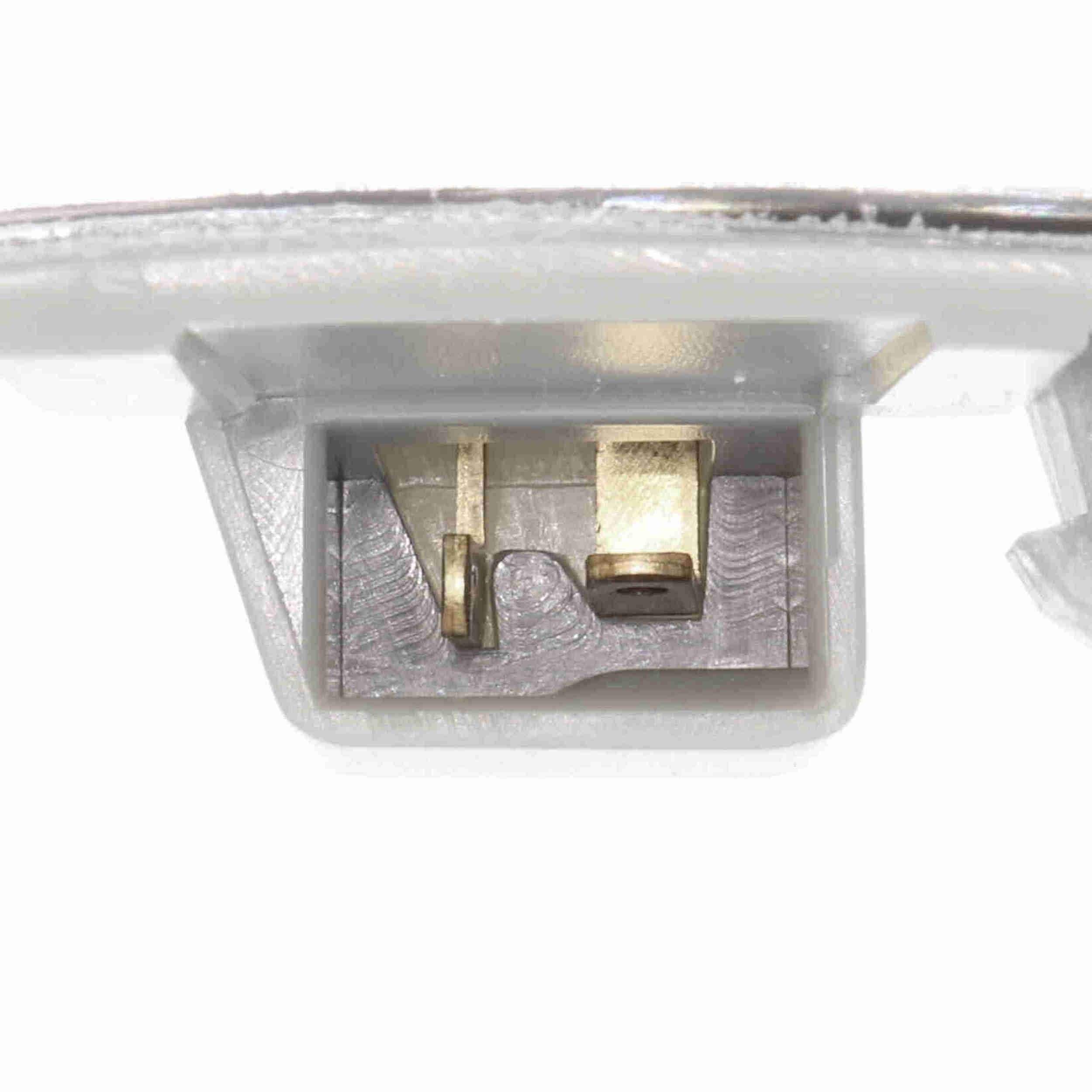 VEMO Side Repeater Light V10-84-0008
