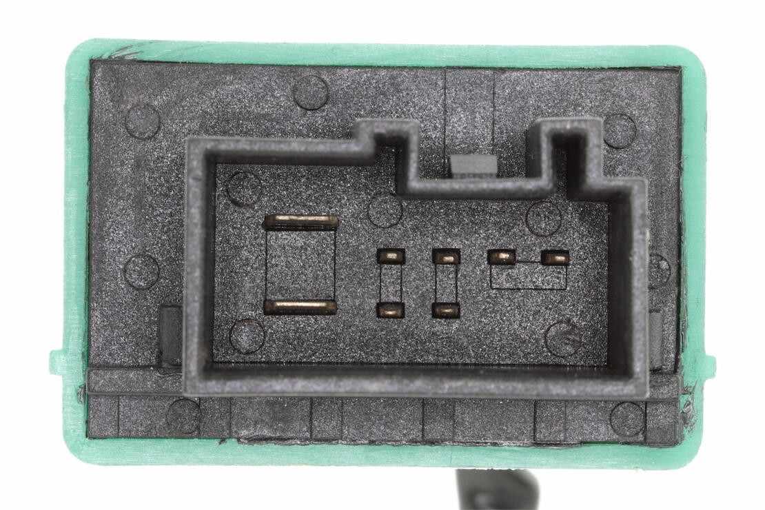 VEMO Fuel Pump Relay V15-71-0061