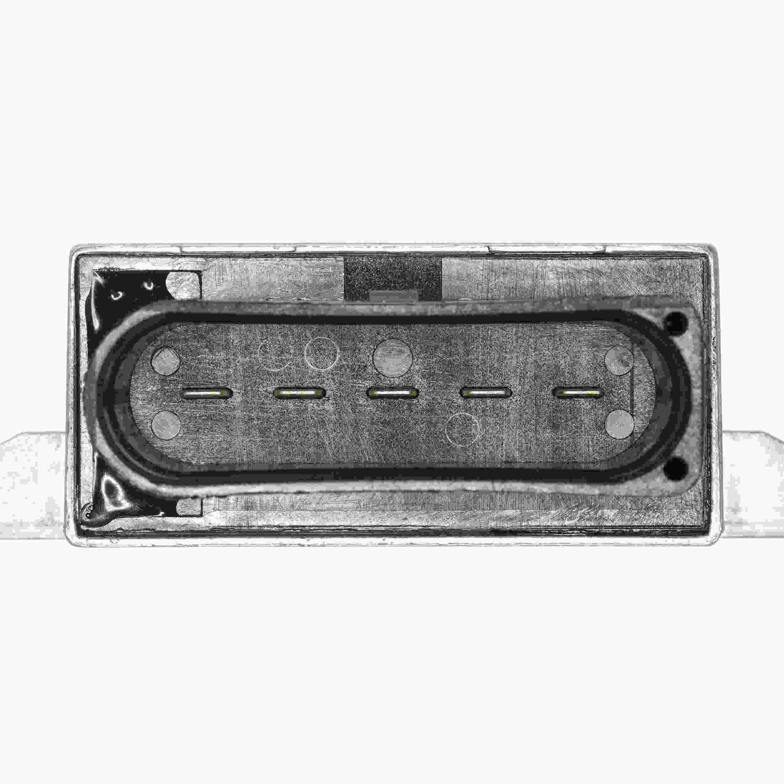 VEMO Fuel Pump Relay V15-71-0076