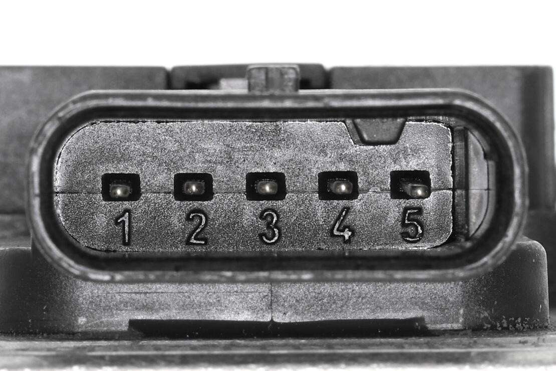 VEMO Nitrogen Oxide (NOx) Sensor V20-72-0146