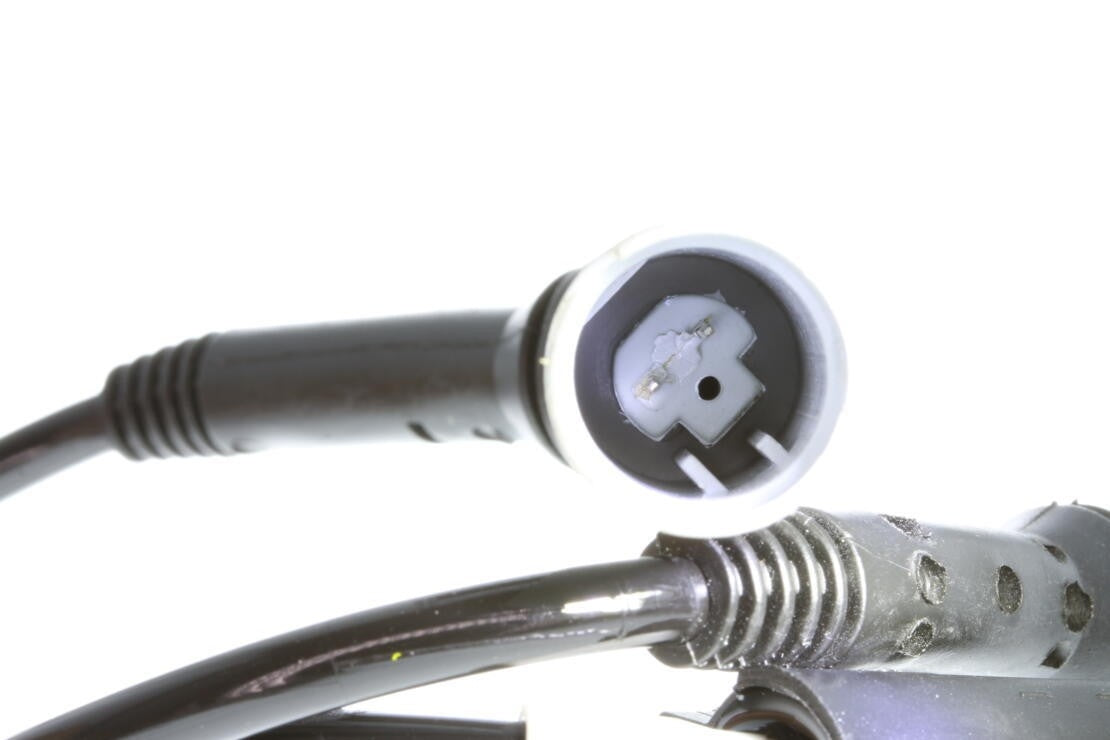 VEMO ABS Wheel Speed Sensor V20-72-0427