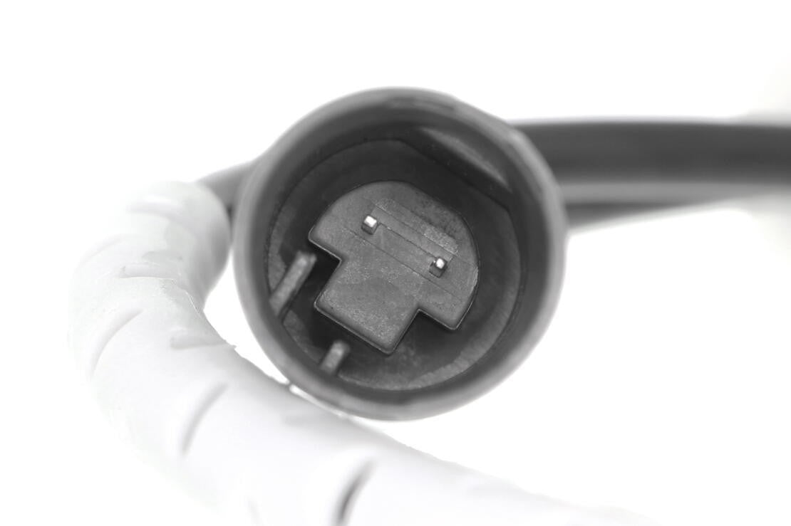 VEMO ABS Wheel Speed Sensor V20-72-0500