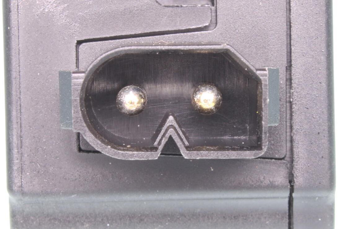 VEMO Door Lock Actuator Motor V20-77-0283