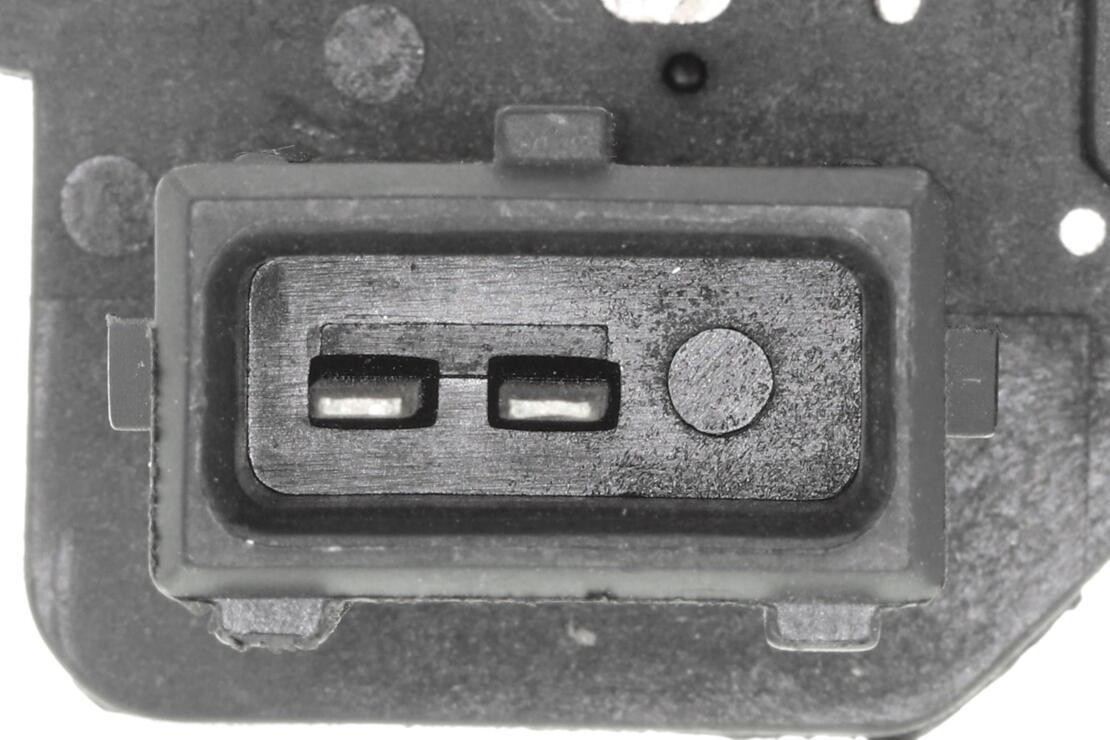 VEMO Voltage Regulator V20-77-0299