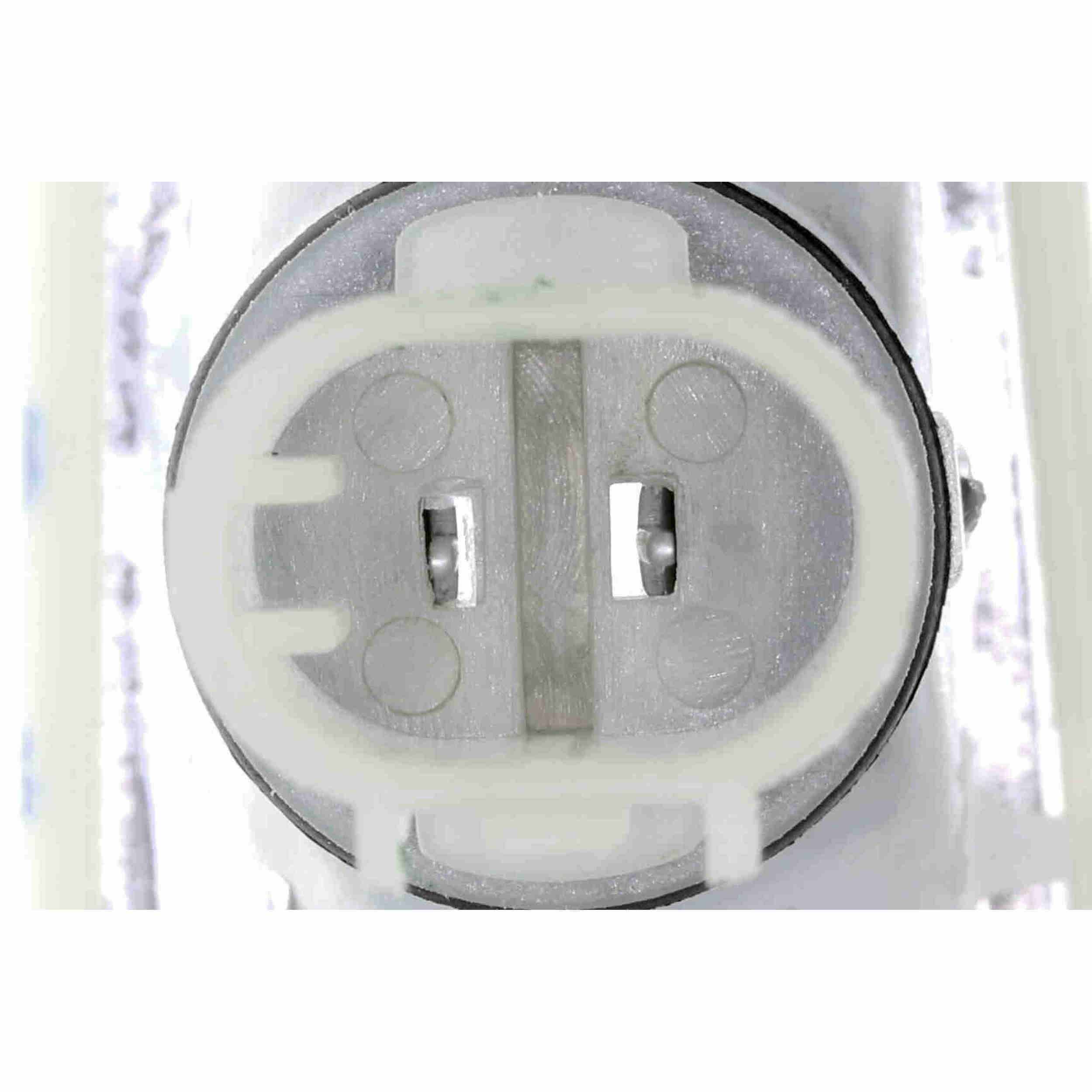 VEMO Side Repeater Light V20-84-0011