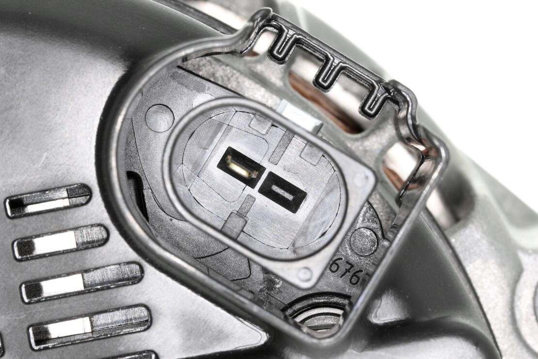 VEMO Alternator V30-13-50036