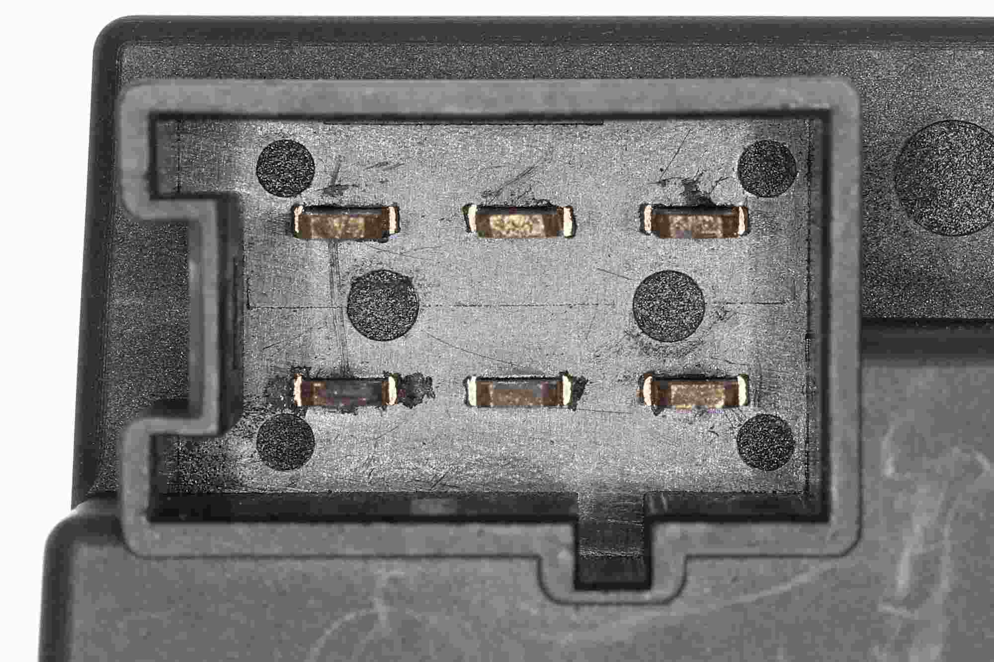 VEMO Fuel Pump Driver Module V30-71-0068