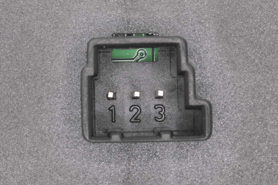 VEMO Door Window Switch V30-73-0200