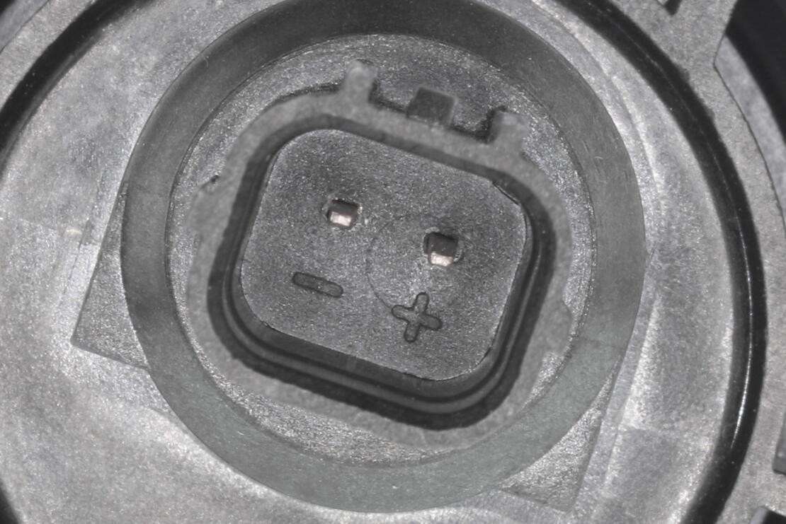 VEMO Vapor Canister Purge Solenoid V30-77-1018