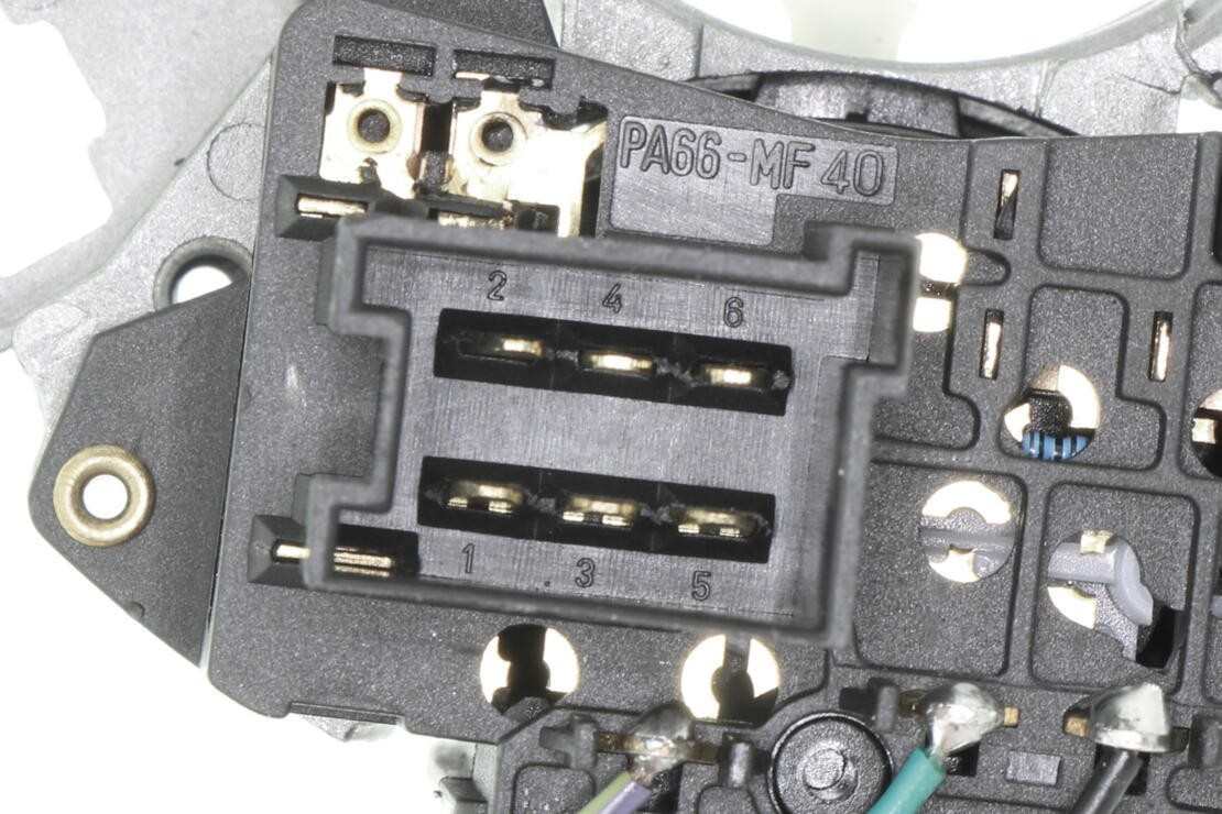 VEMO Combination Switch V30-80-1736-1