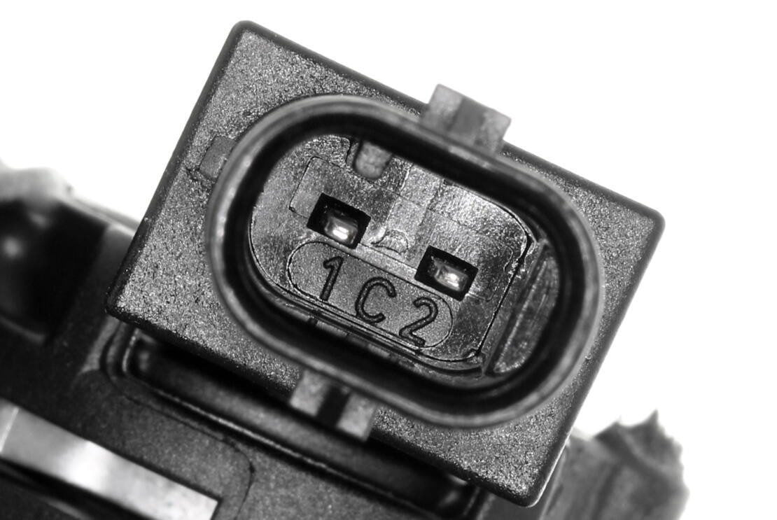 VEMO Engine Coolant Thermostat Kit V30-99-2272